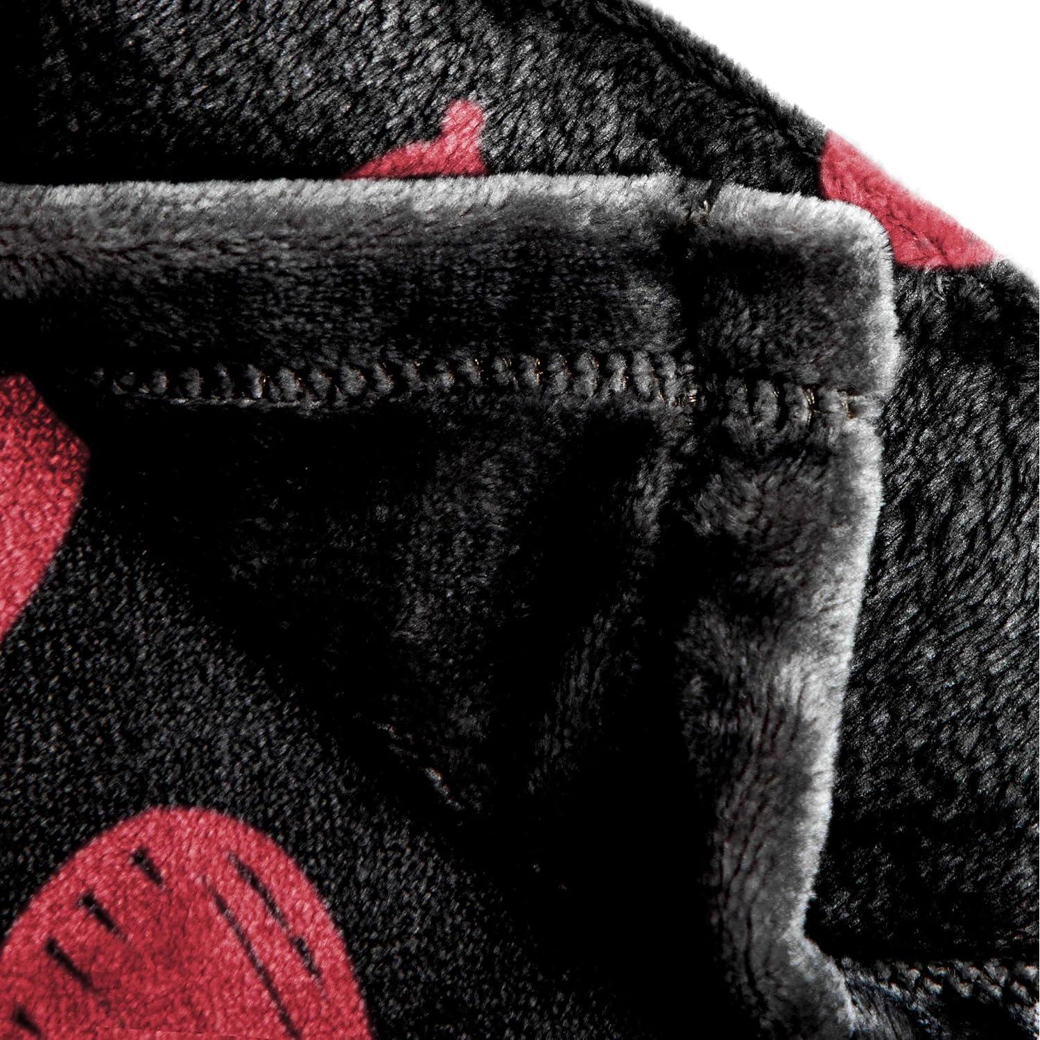 Manta de Peluche Jay Franco Deadpool 127x178 cm Negra