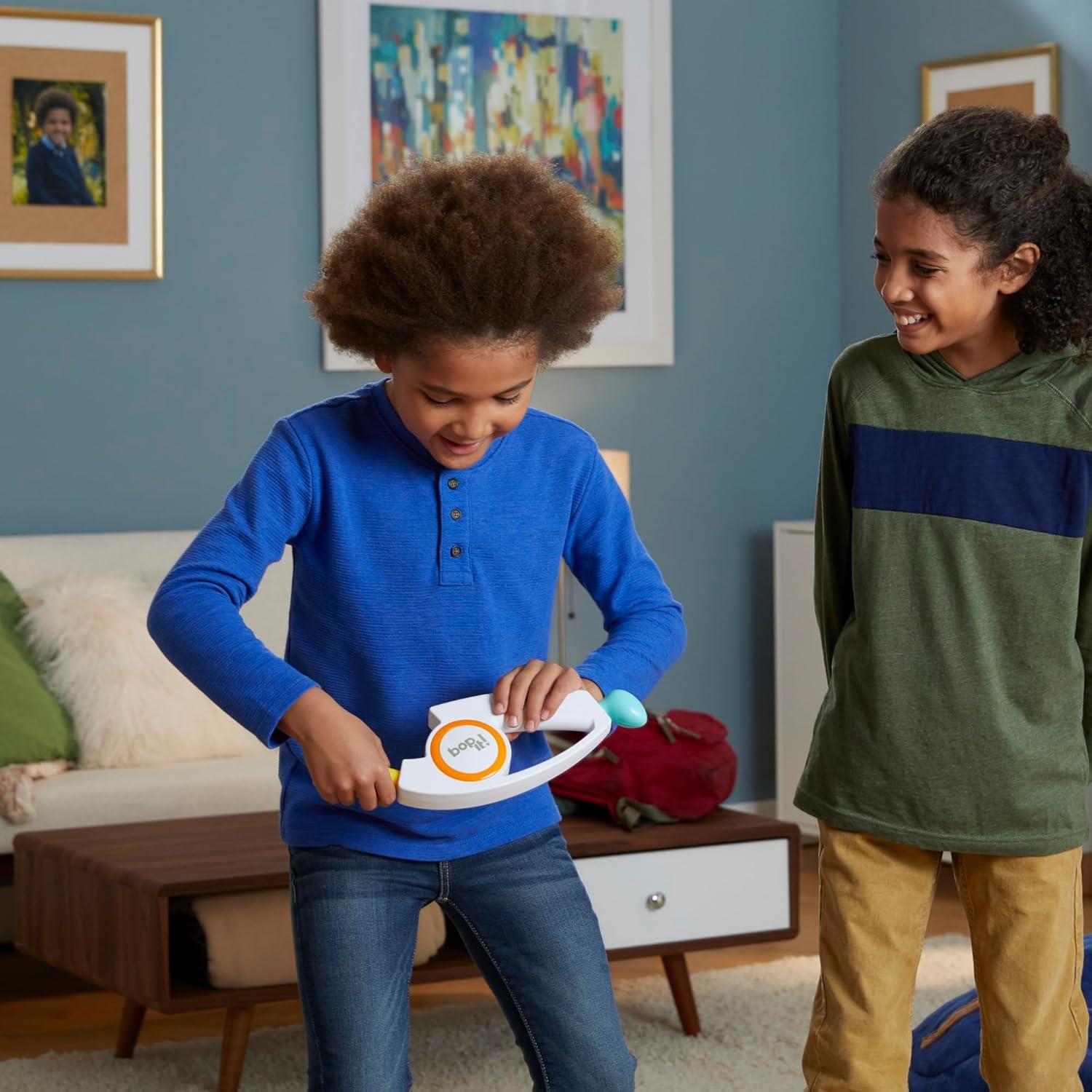 Juego Electrónico Bop It Hasbro - Fiesta para Niños 8+