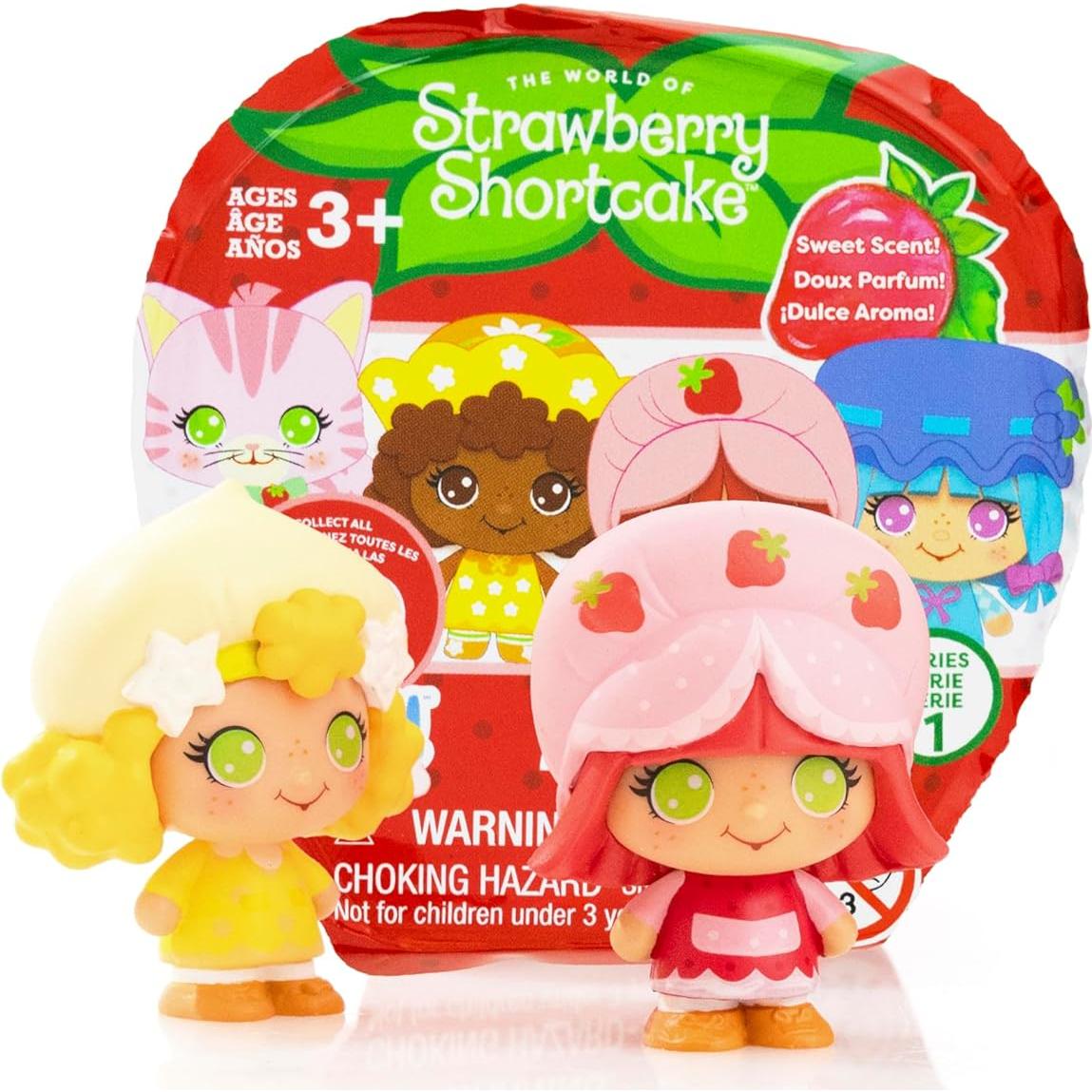 The Loyal Subjects Strawberry Shortcake 2-Pack with 4 Collectible Micro 1.5-inch Cheebee Blind Bag Mystery Figures