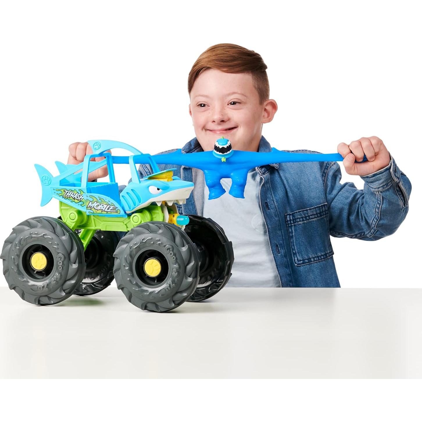 Vehículo Estira y Ataca Thrash Móvil Goo Jit Zu con Misiles