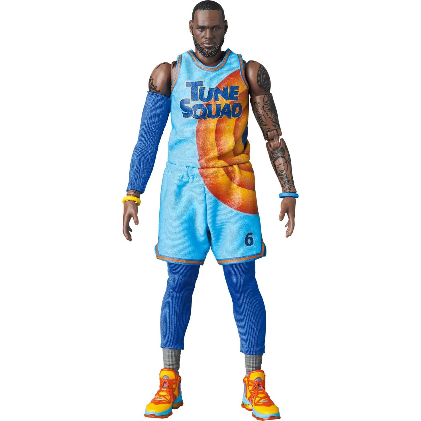 Figura de Acción LeBron James Medicom MAFEX Space Jam 170 mm