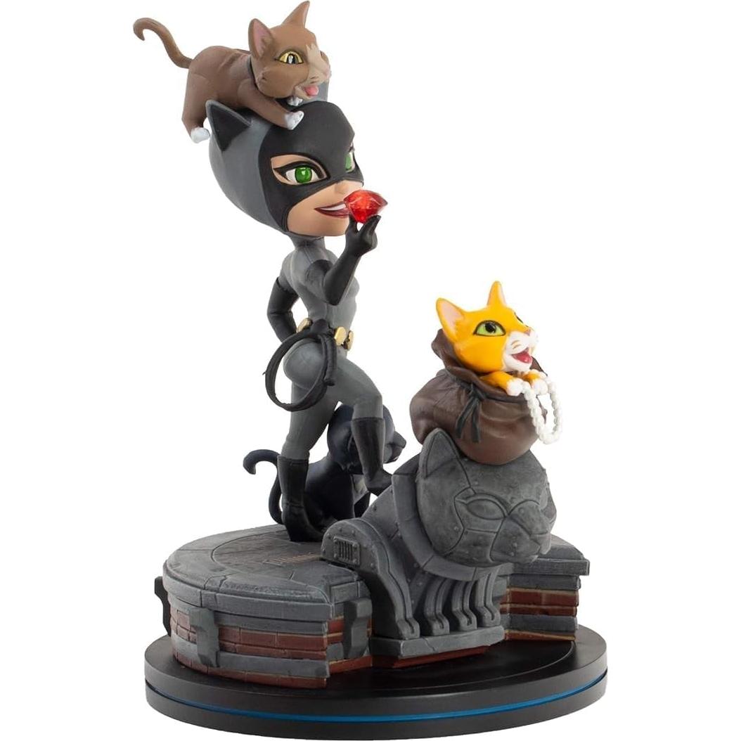 Figura Catwoman Q-Fig Elite QMx 12.7cm Detalles Intrincados