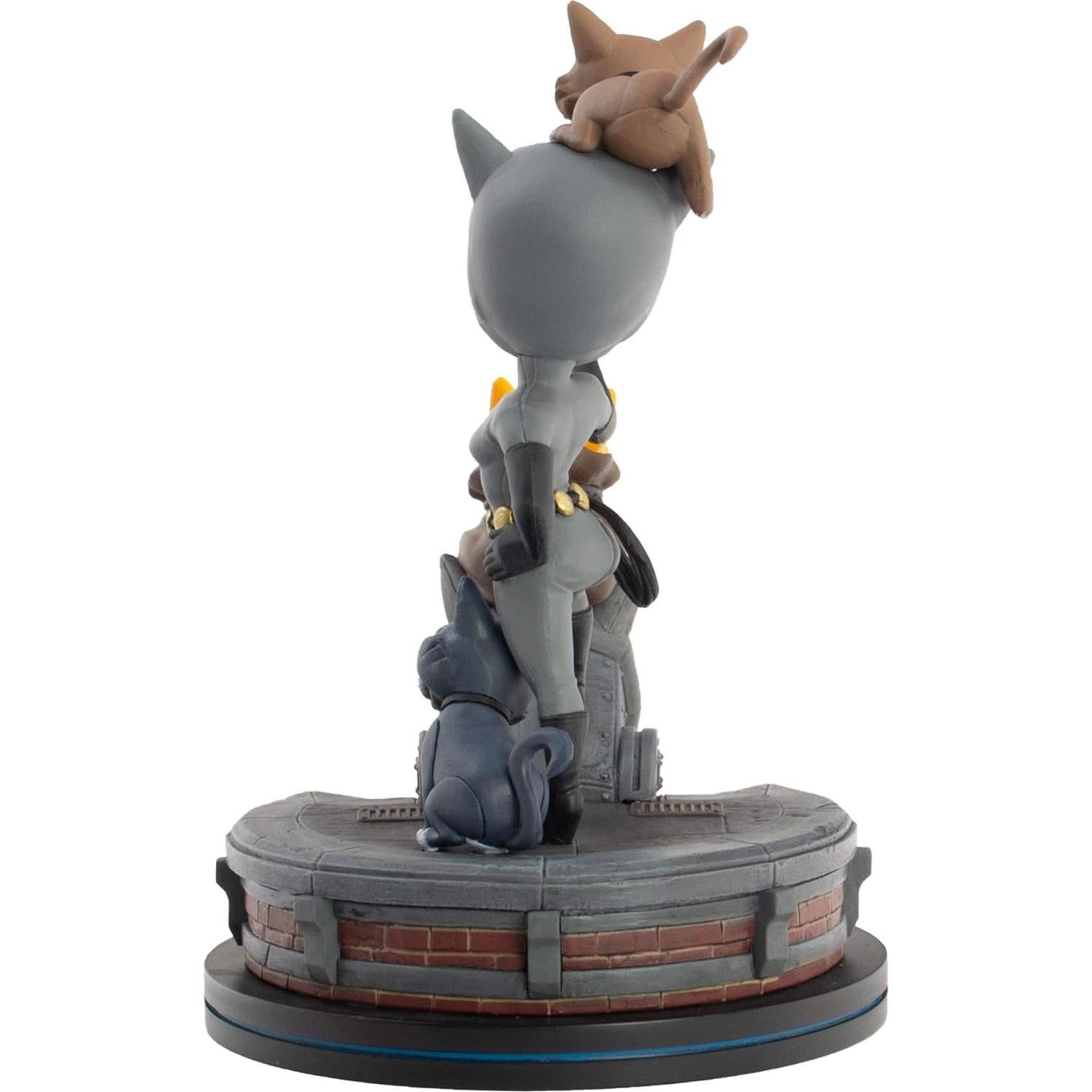 Figura Catwoman Q-Fig Elite QMx 12.7cm Detalles Intrincados