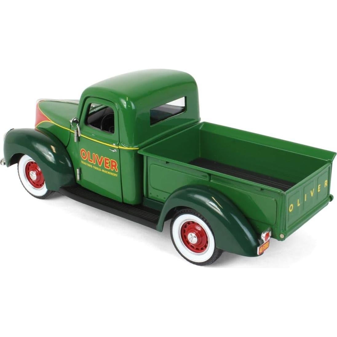 Camión Pickup Ford Oliver 1940 Spec Cast 19.05 cm Verde