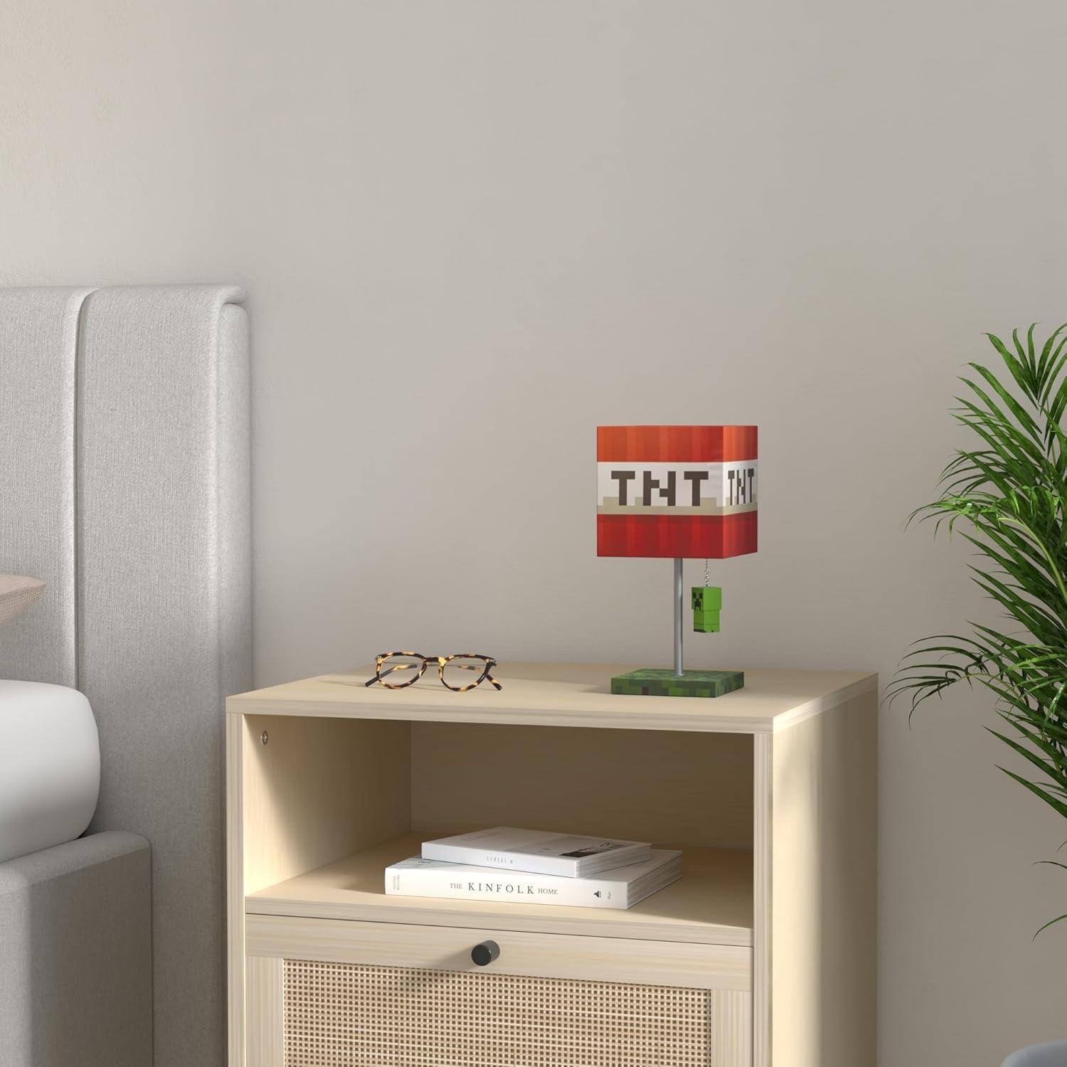 Lámpara de Escritorio LED Minecraft Creeper 3D 75.5x46.8cm