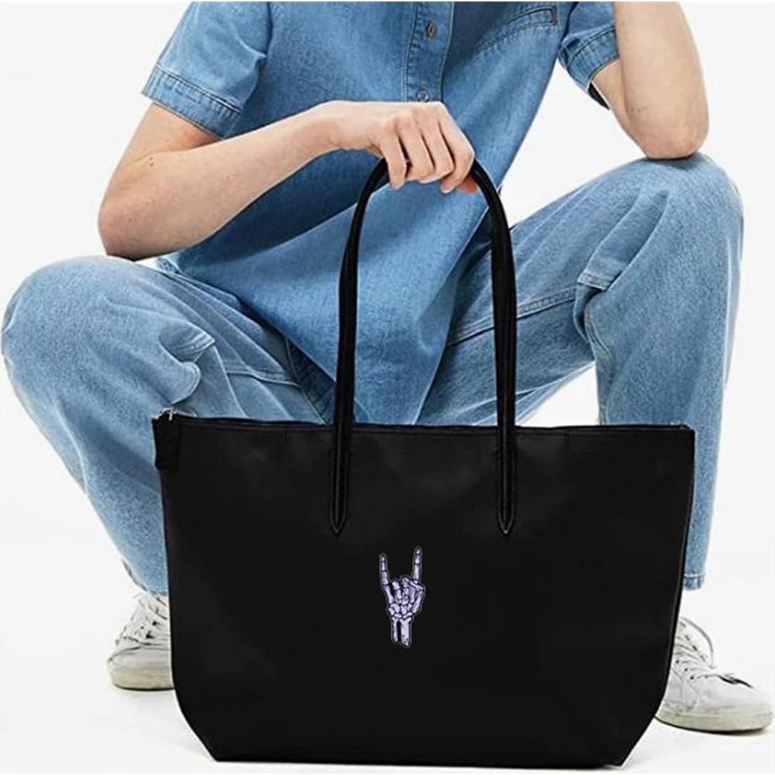 Pin de Esmalte de Calavera QUREZA - Accesorio Unisex 6.35cm