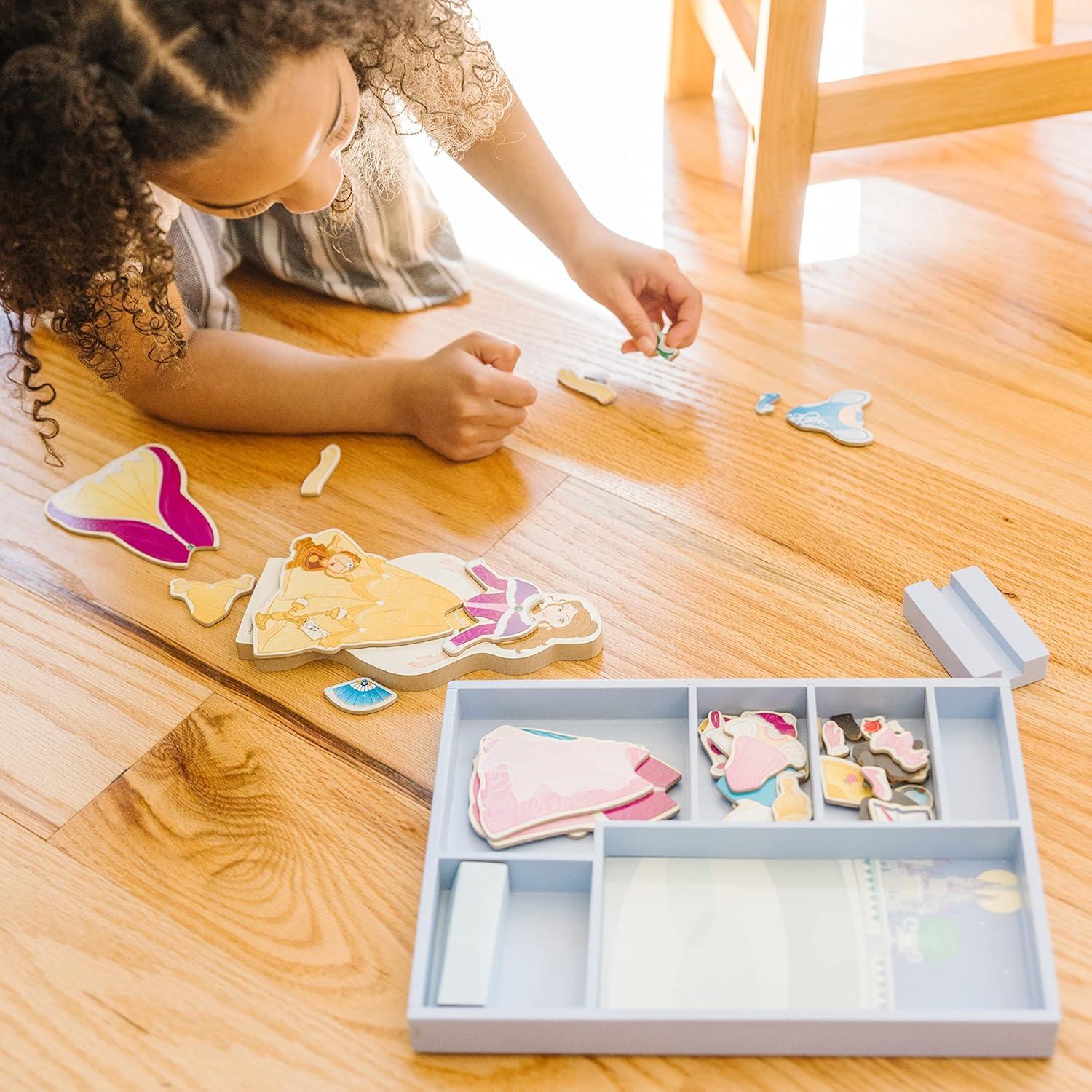 Muñeca Magnética de Madera Disney Belle - 35 Piezas
