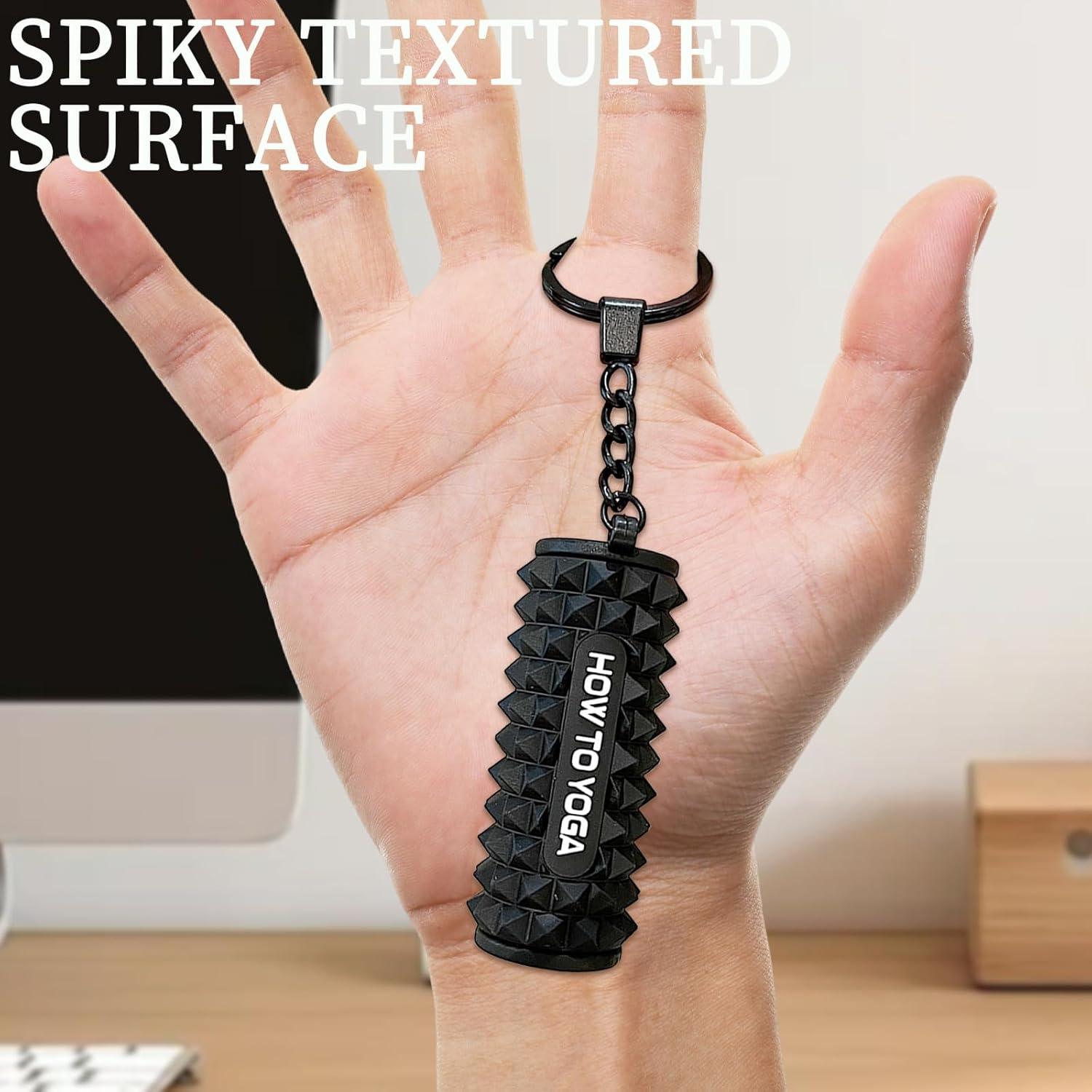 Mini Rodillo de Espuma Tizee en Llavero - Rosa y Amarillo