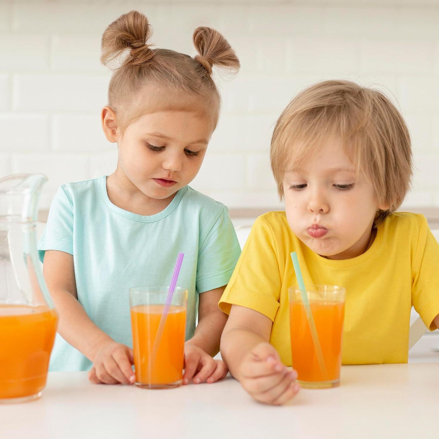 Set de 4 Popotes de Silicona Reutilizables COMNICO con Estuche