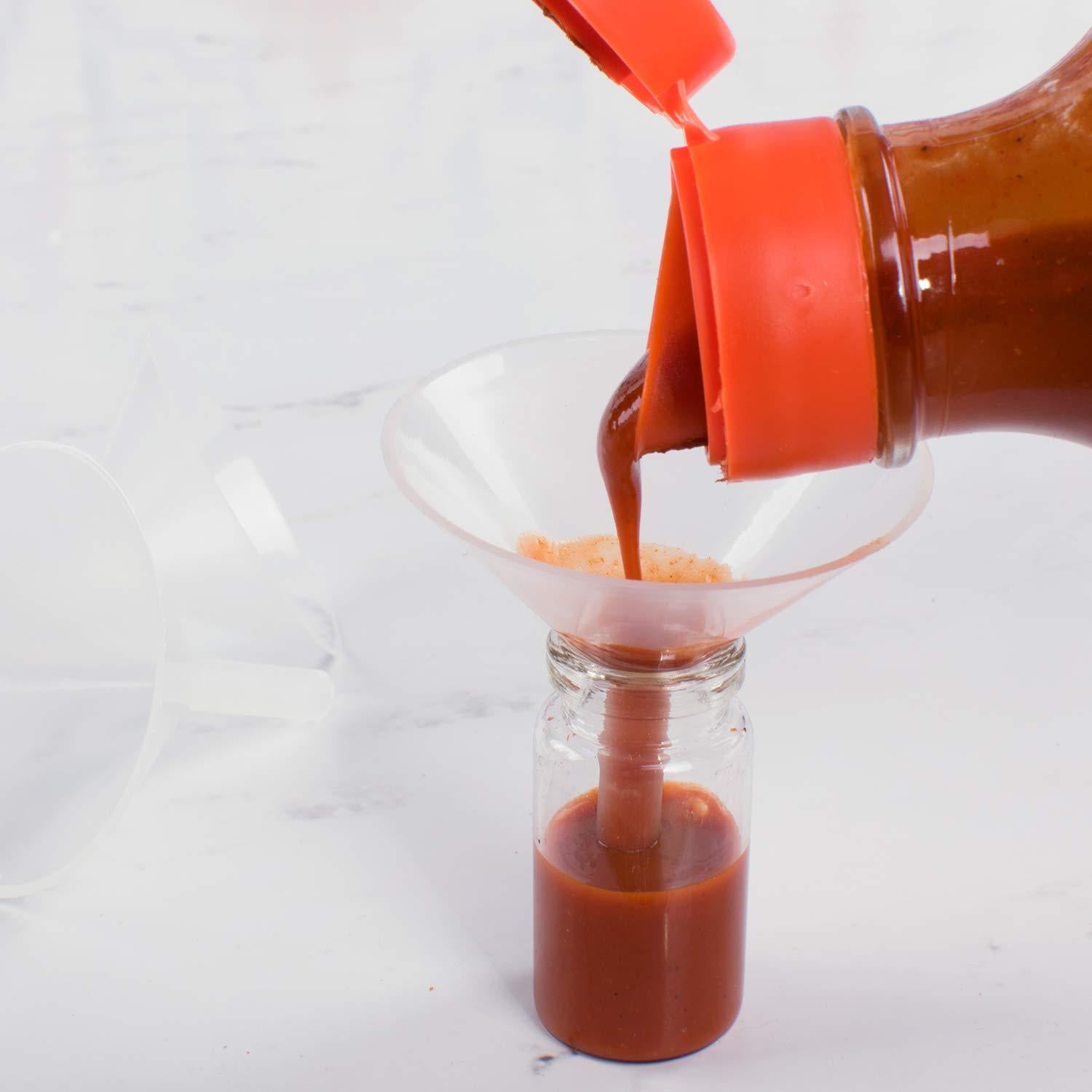 Pequeños Embudos de Plástico Transparente Super Z Outlet - Paquete de 12