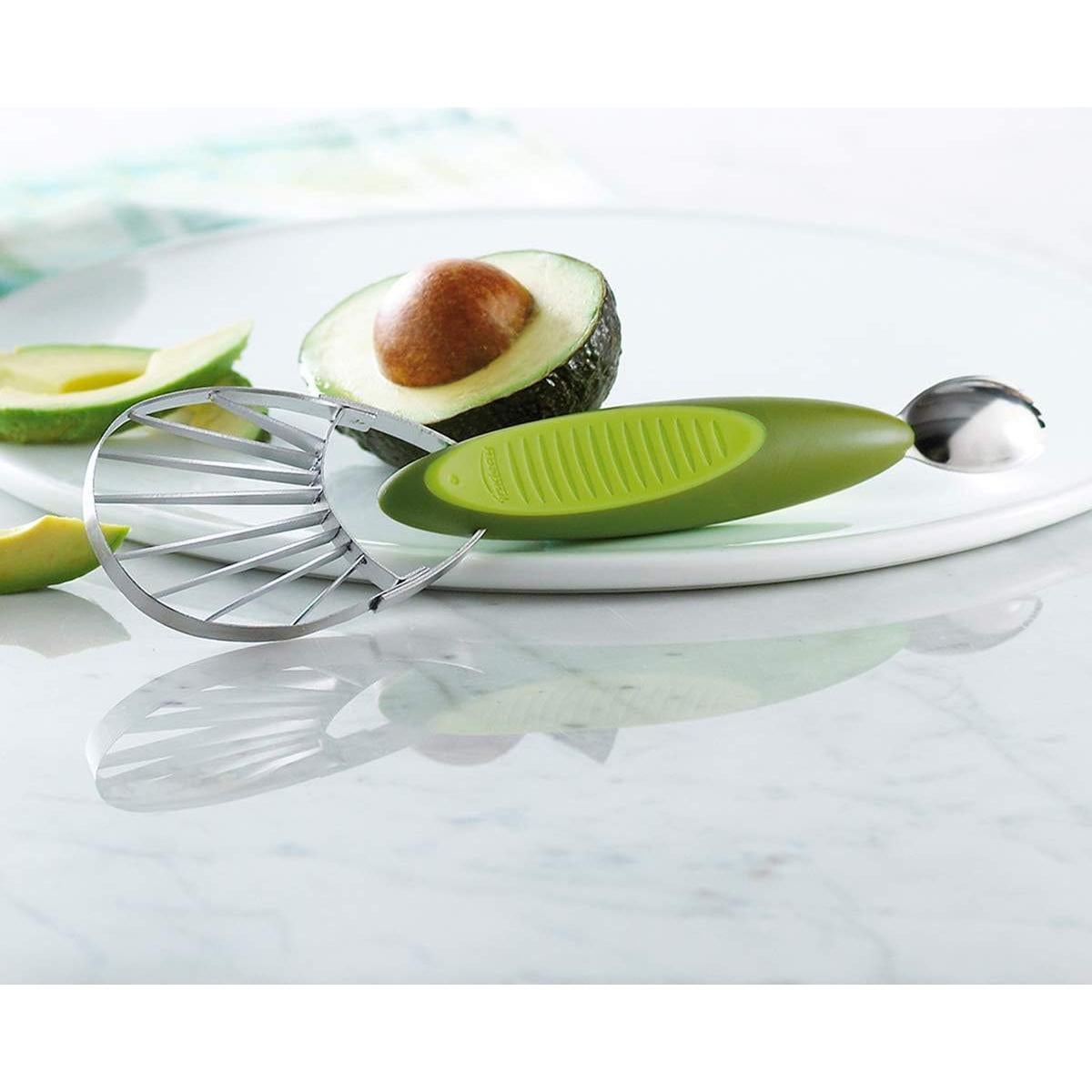 Cortador de Aguacate 2-en-1 Trudeau Verde Ergonómico