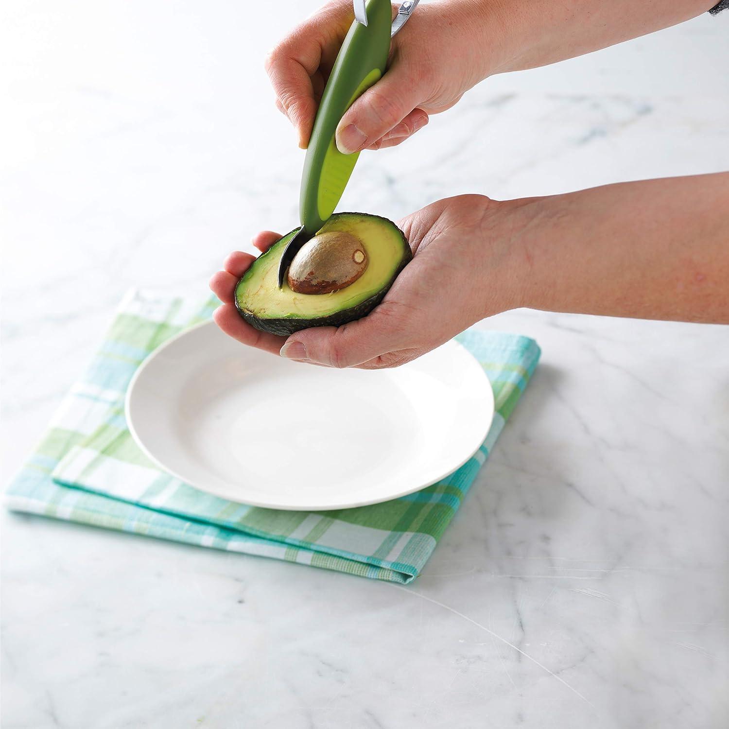 Cortador de Aguacate 2-en-1 Trudeau Verde Ergonómico