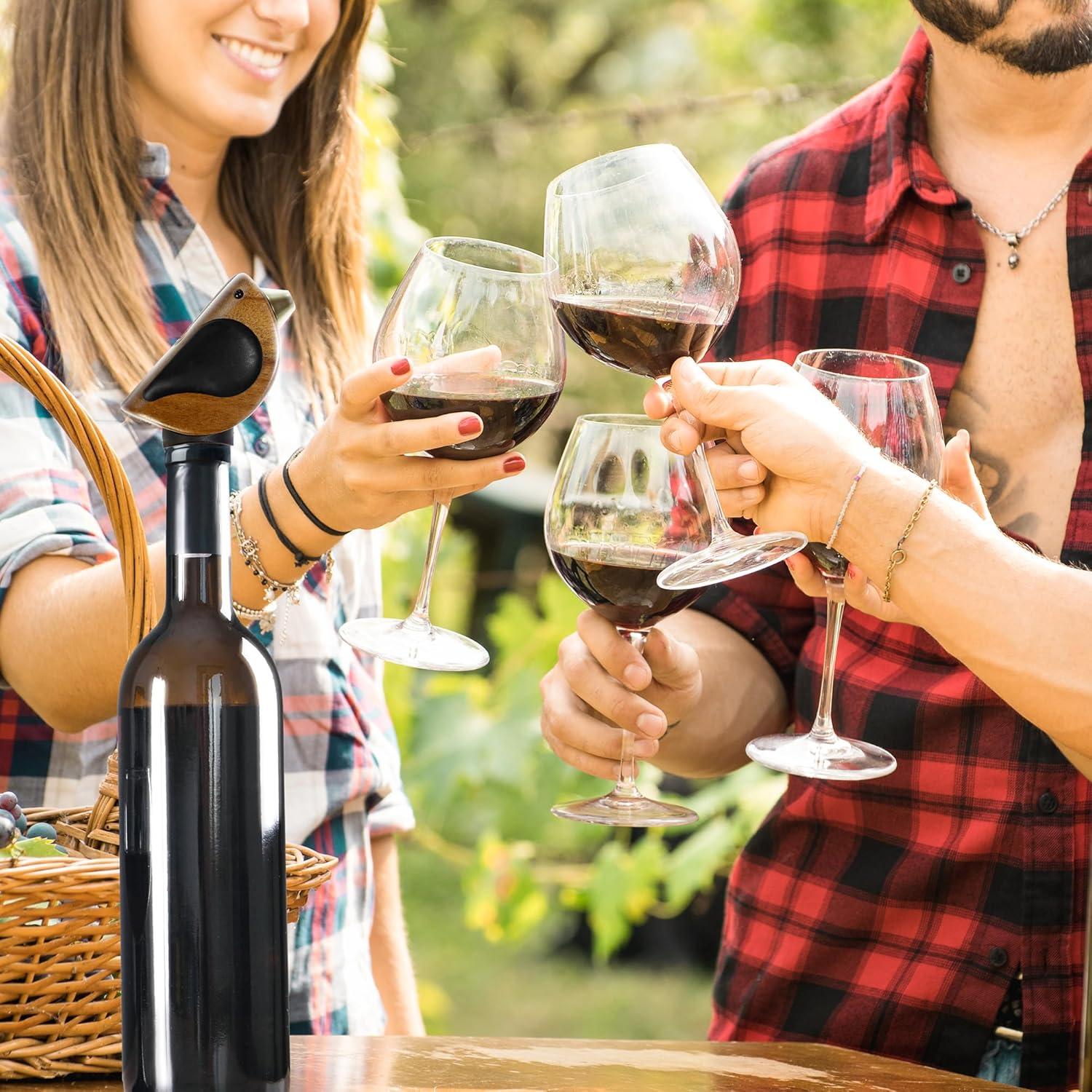 Vertedor de Vino Songbird Specialties - Madera de Acacia, Canta