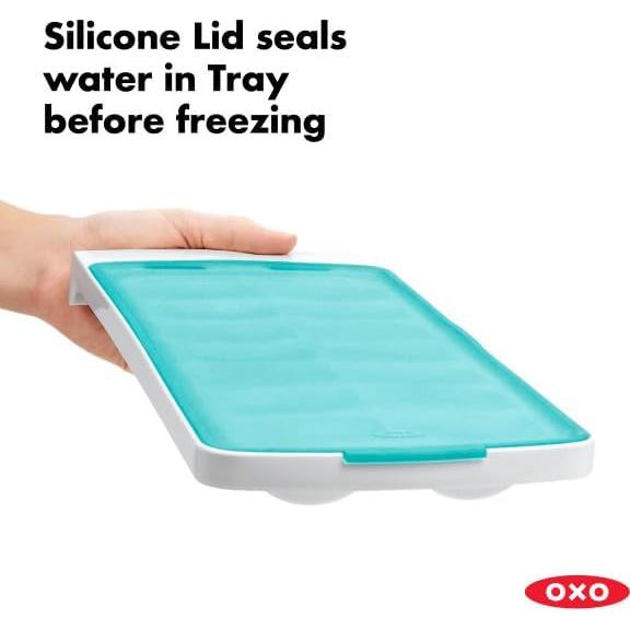 Bandeja de Hielo OXO Good Grips con Tapa de Silicona