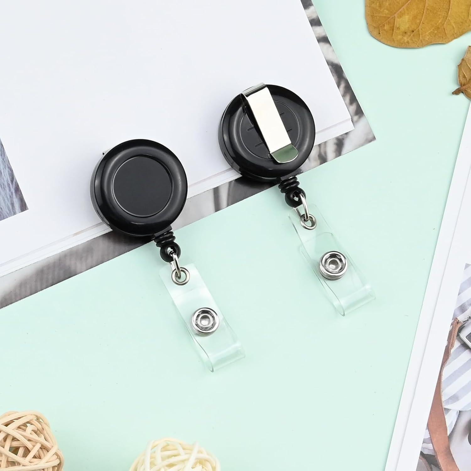 2 Portatarjetas Retráctiles Koorito con Clip Cintura Negro