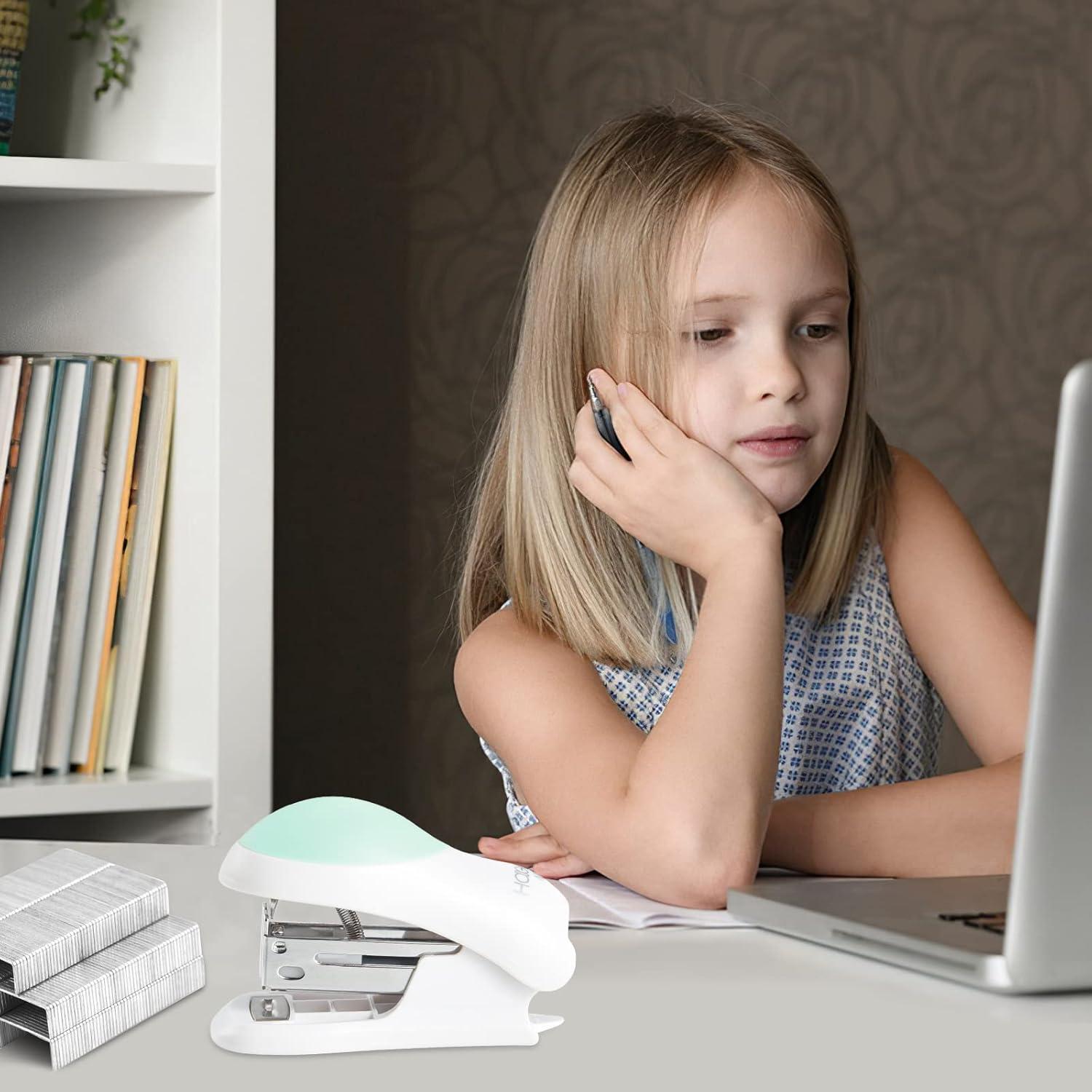 Grapadora de Escritorio NEBURORA Verde Mini con 400 Grapas