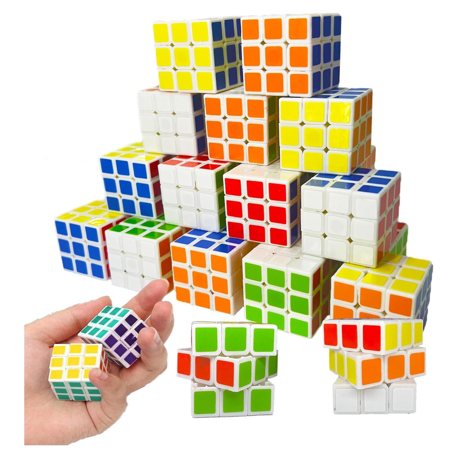 Paquete de 48 Mini Cubos de Rompecabezas Mano Peluda 3 cm