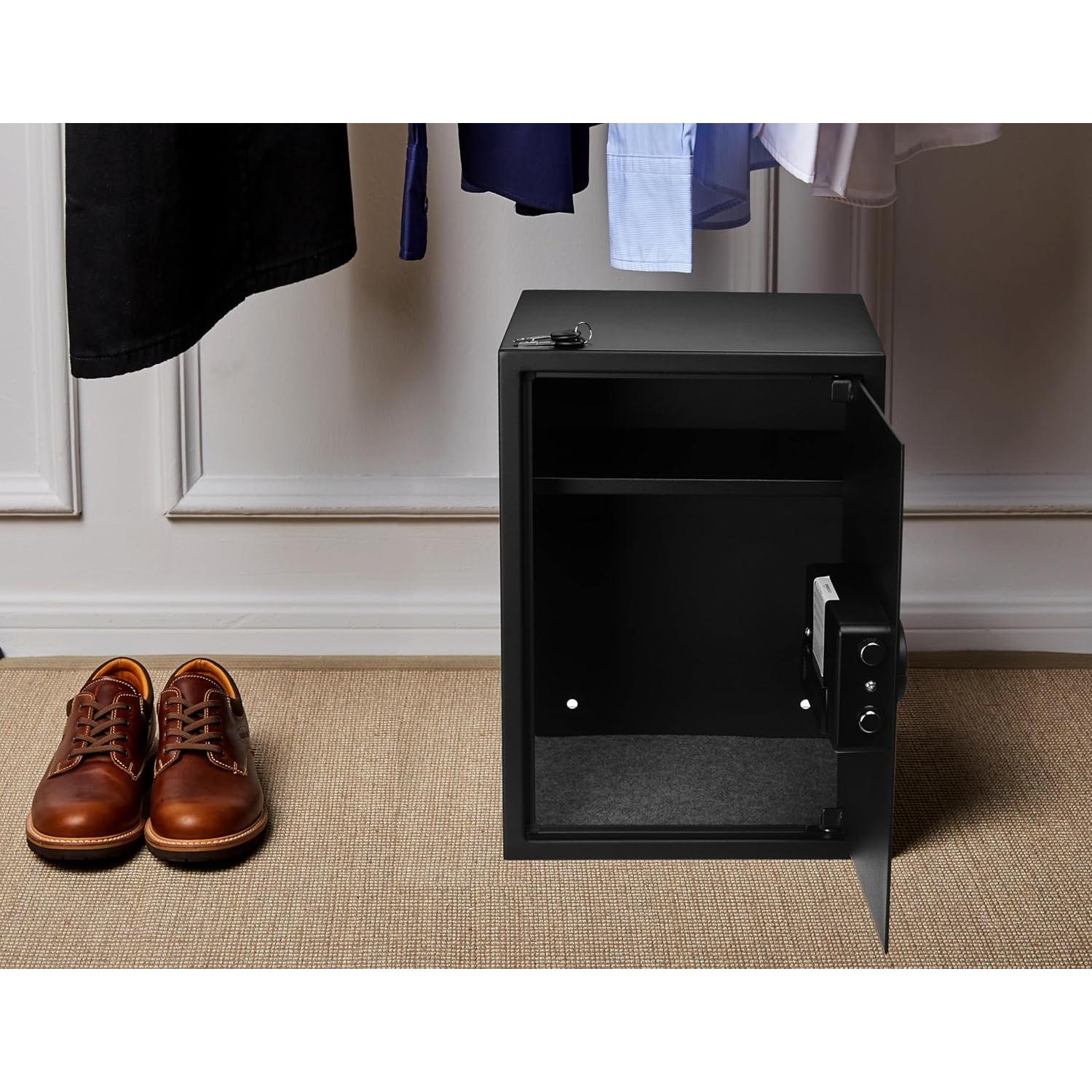 Caja Fuerte Electrónica Amazon Basics 50L Acero Negra