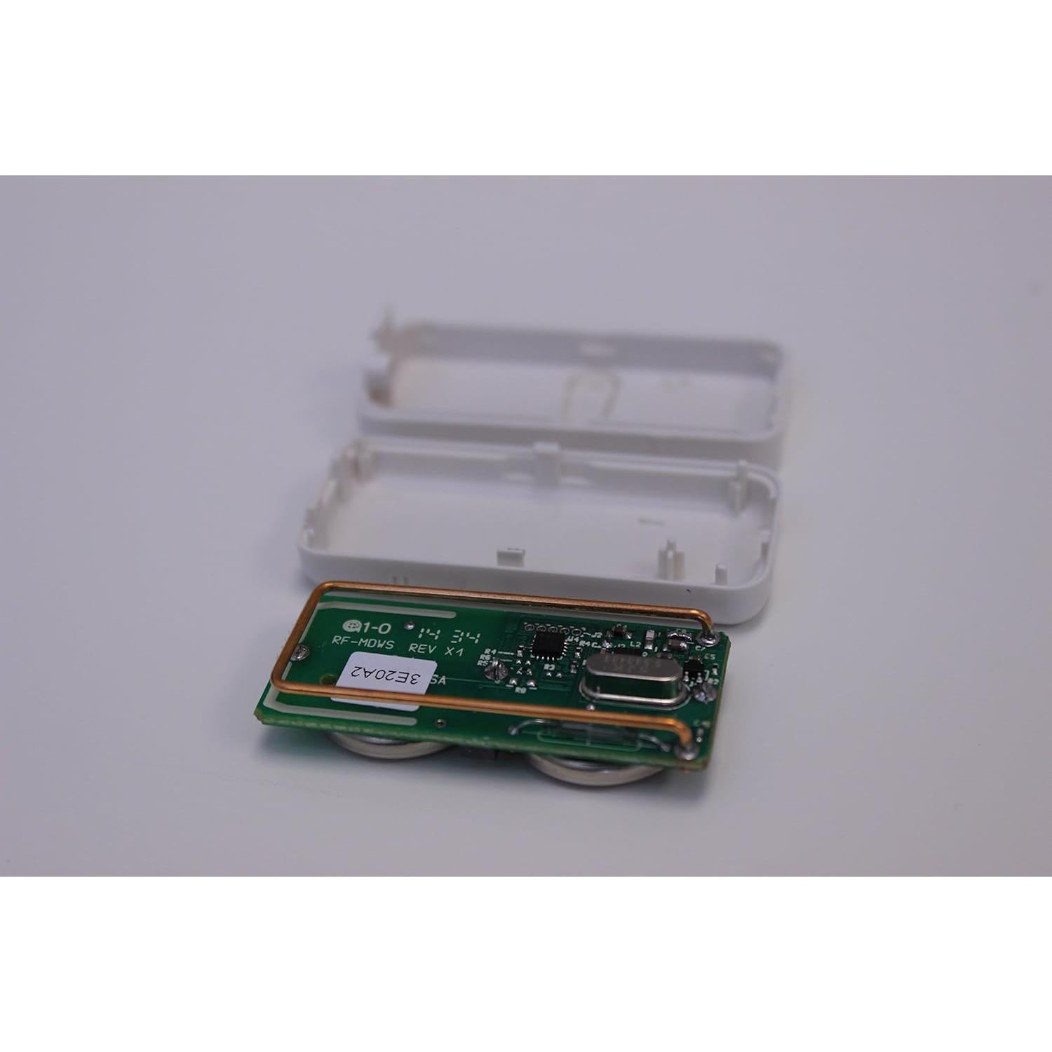 Sensor Encriptado Qolsys IQ DW Mini para Puerta/Ventana QS1135-840