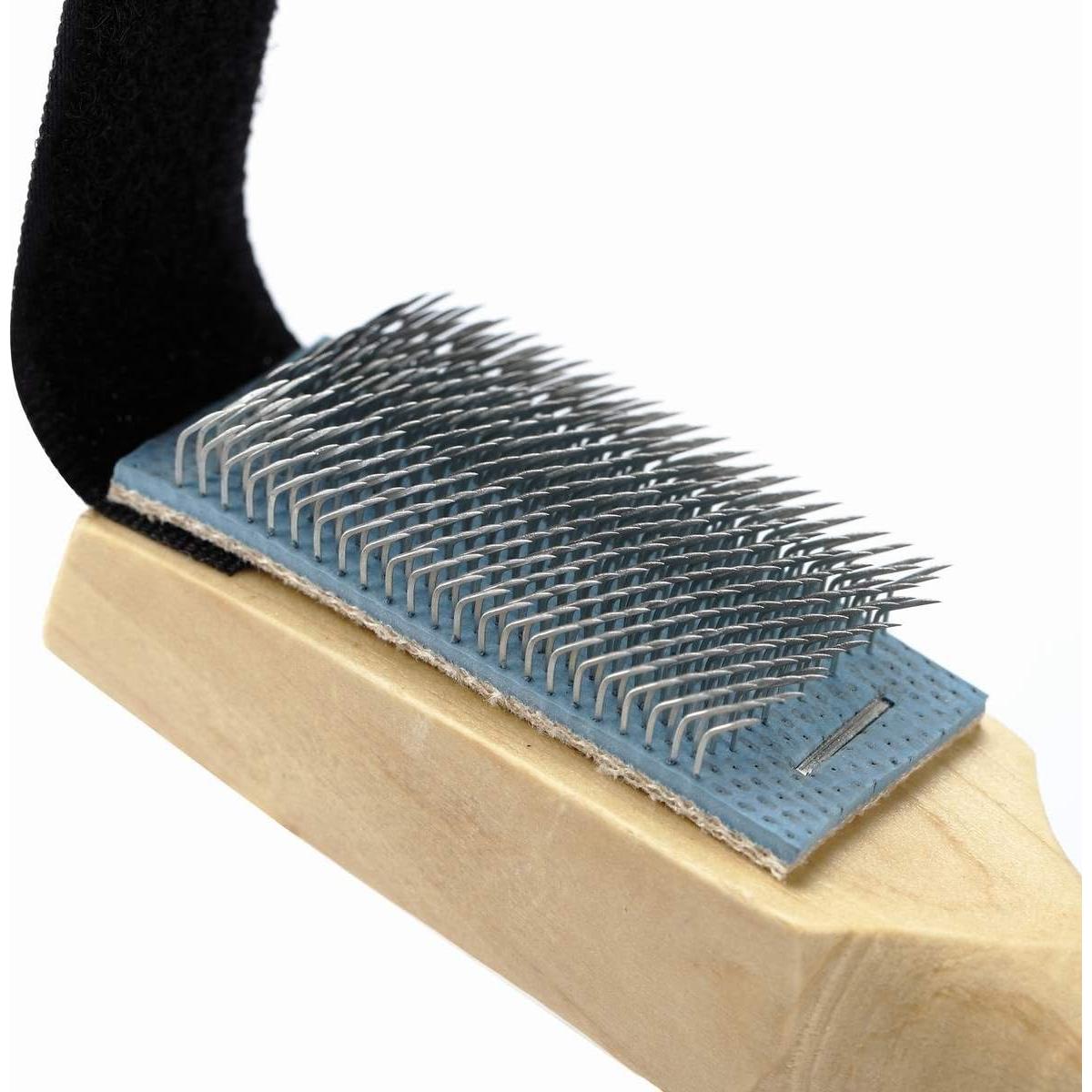 Cepillo Limpiador de Zapatos de Baile BinaryABC - Madera y Alambre