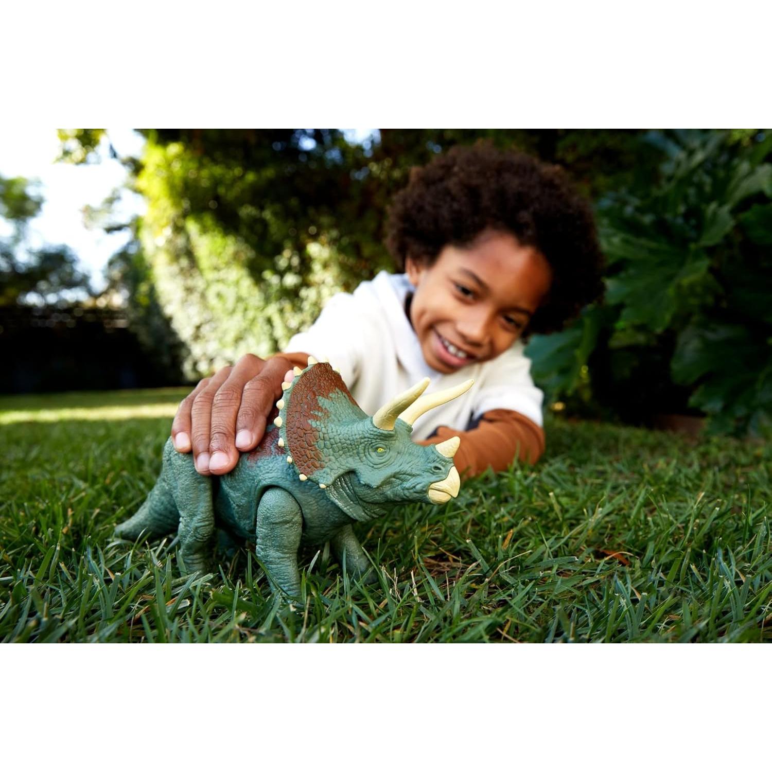 Figura de Acción Triceratops Roar Strikers Mattel 33 cm