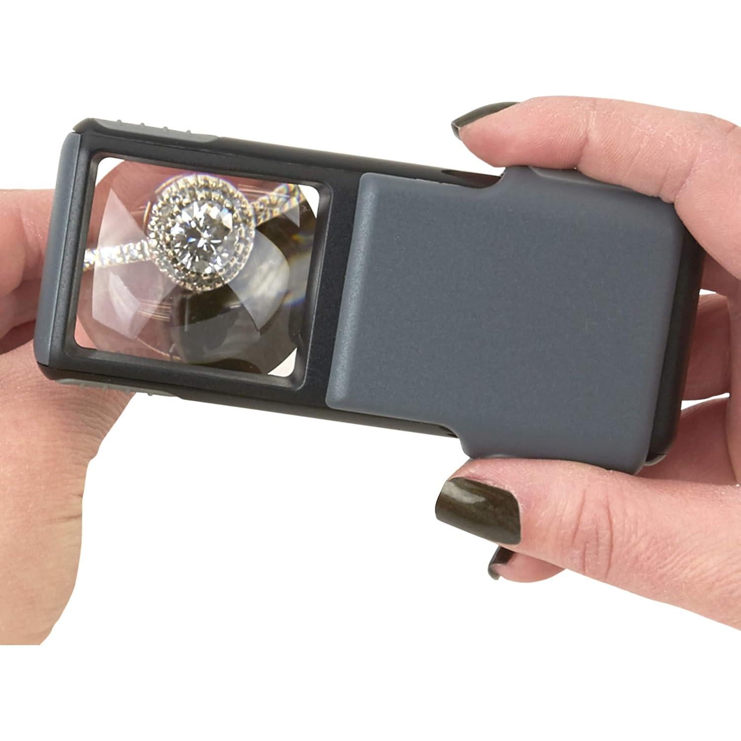 Lupa LED MiniBrite Carson PO-55, 5x, Compacta y Portátil