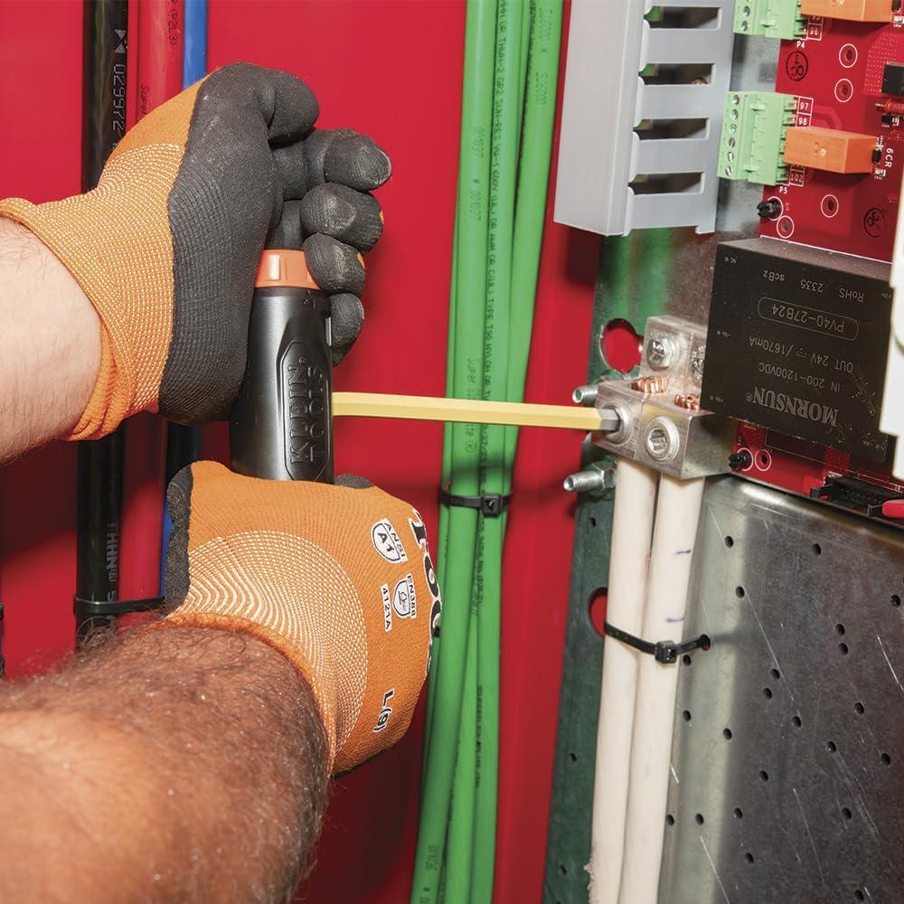 Adaptador de llave hexagonal en T Klein Tools T606 - 3.68 cm