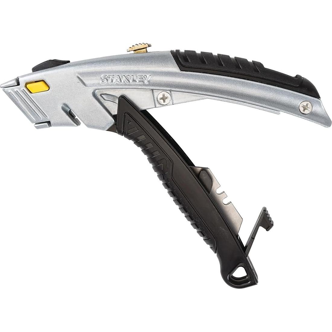 Cuchillo Utility Stanley 10-788 Curvado Retráctil 23.1cm