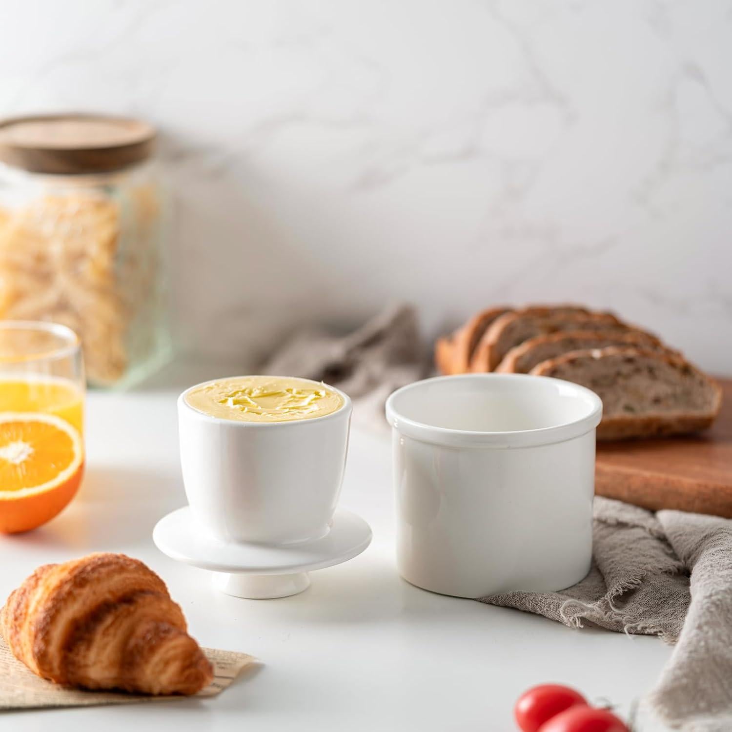 Crock de Mantequilla Cerámica Husfunov Blanco 1.02L con Tapa