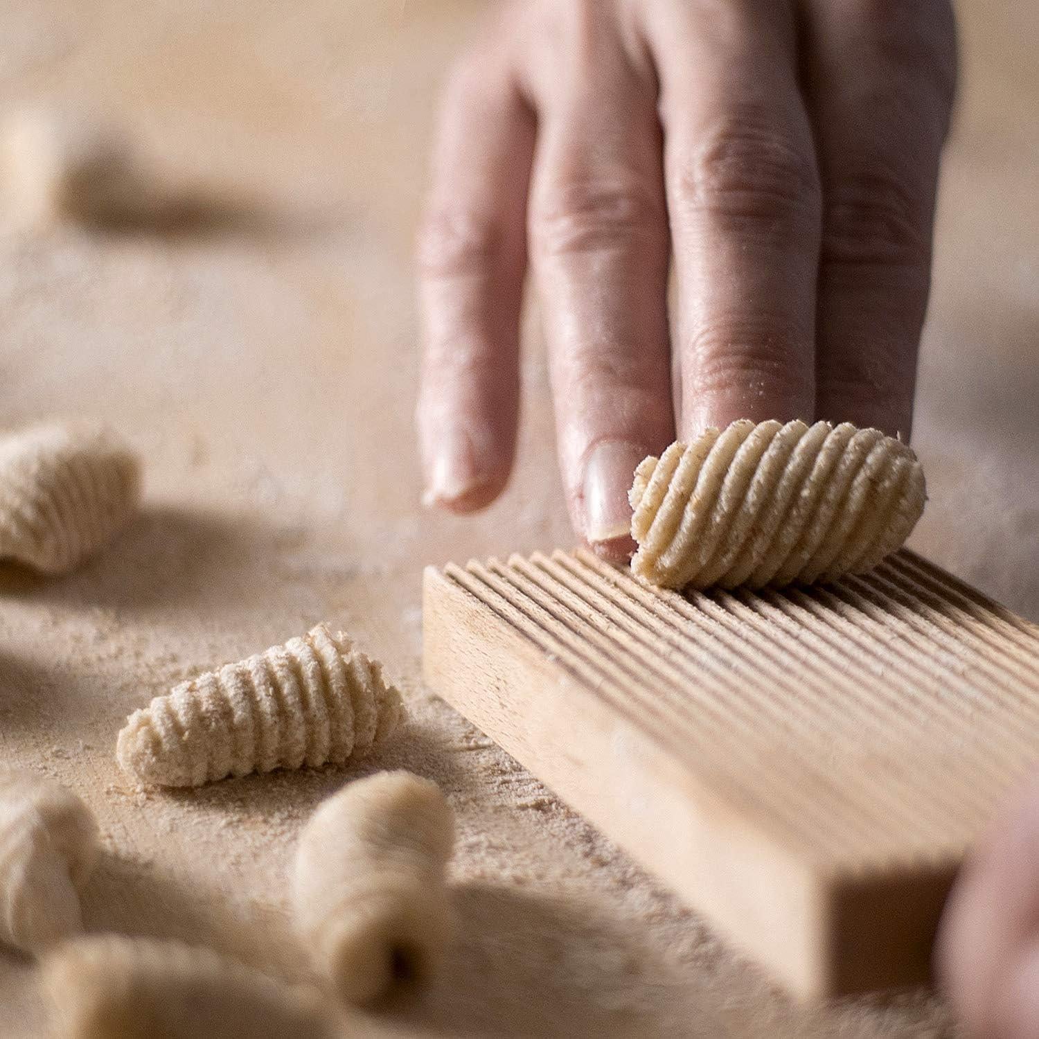 Tabla de Gnocchi de Madera de Haya Patelai con Raspador
