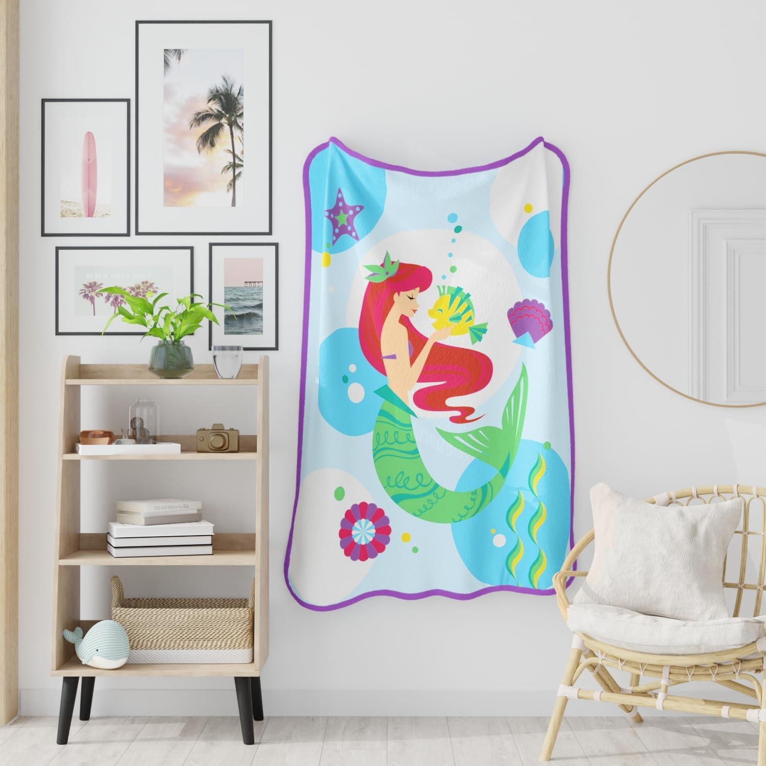Manta La Sirenita Ariel Franco 116x152 cm Suave Plush