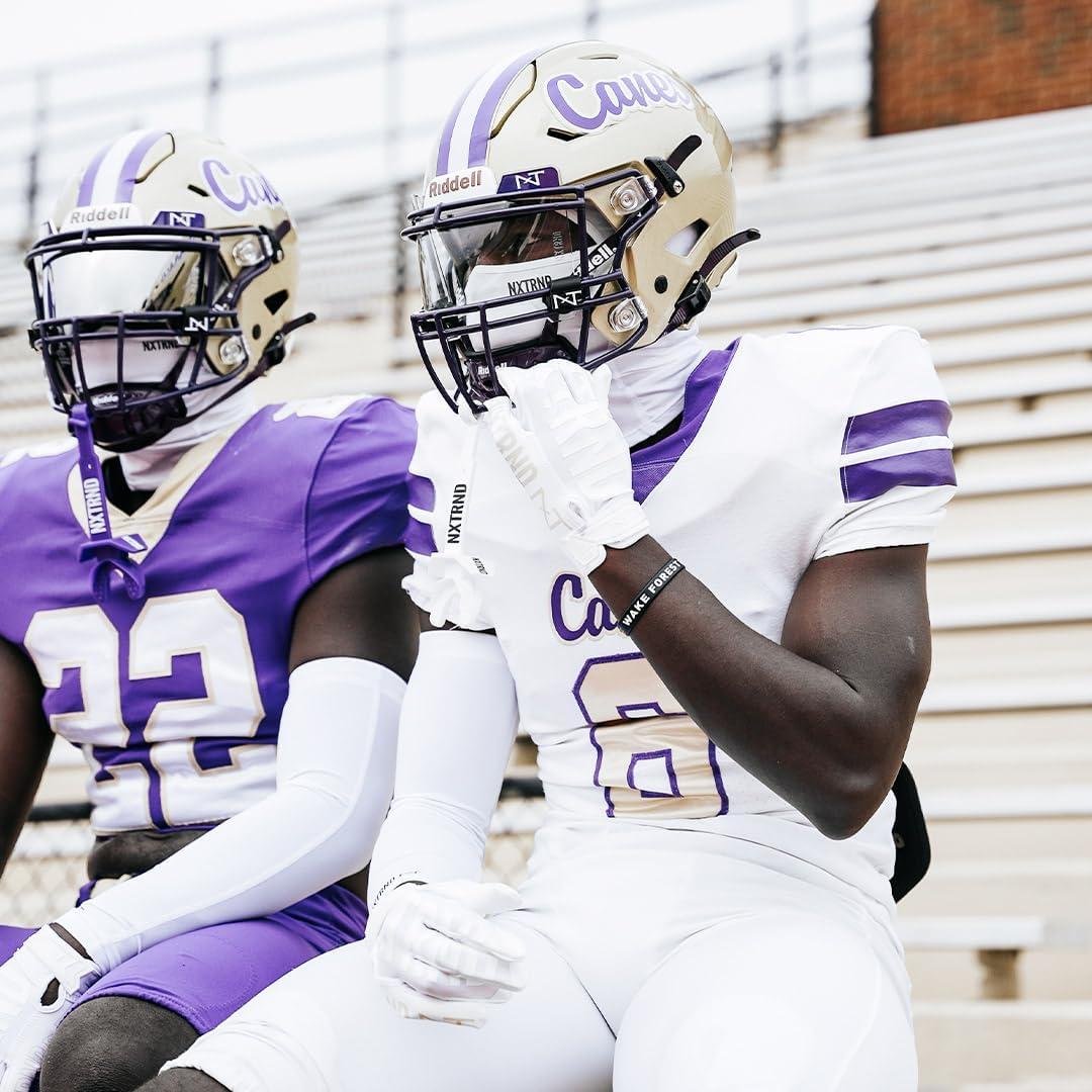 Visera de Fútbol NXTRND VZR3 Curvada Antivaho para Casco