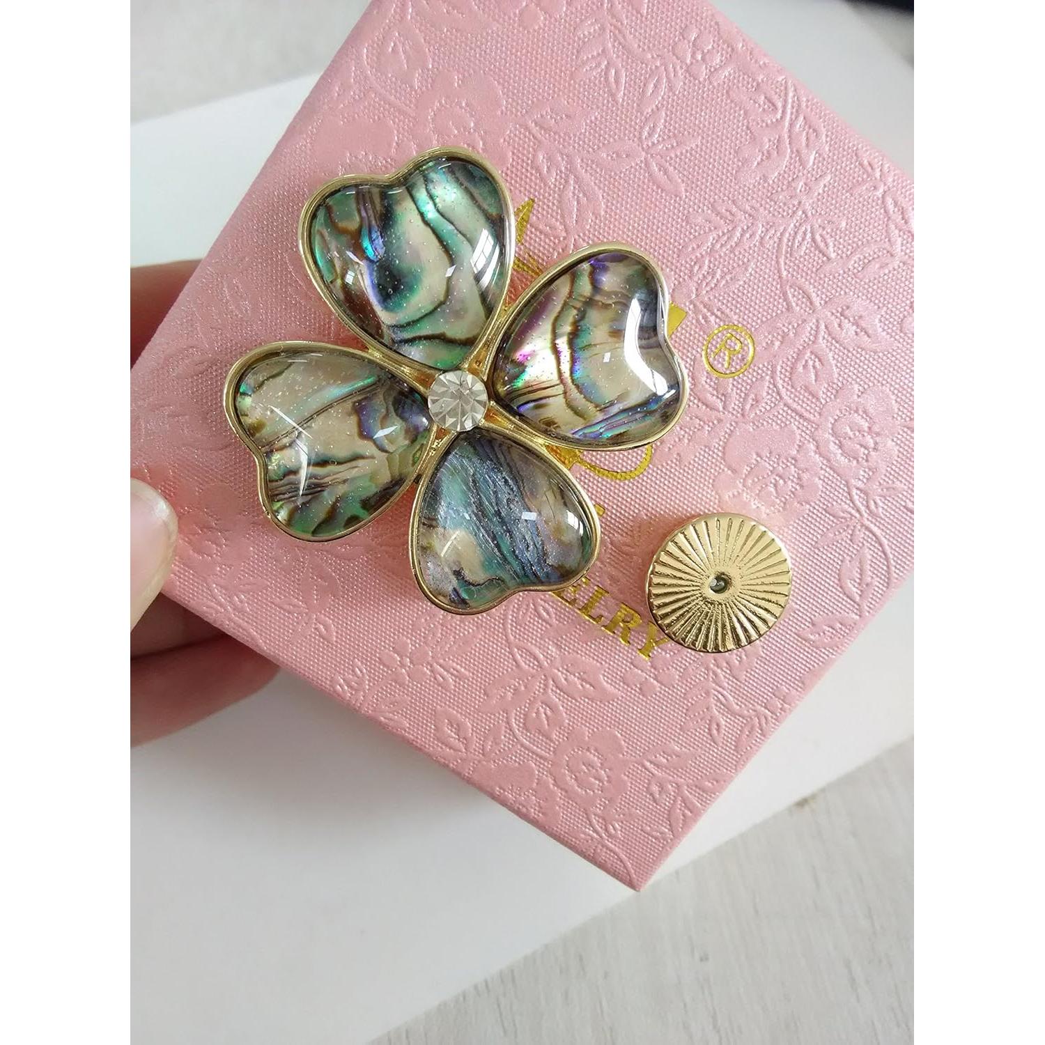 Broche de joyería dorado con clip magnético de flor de concha