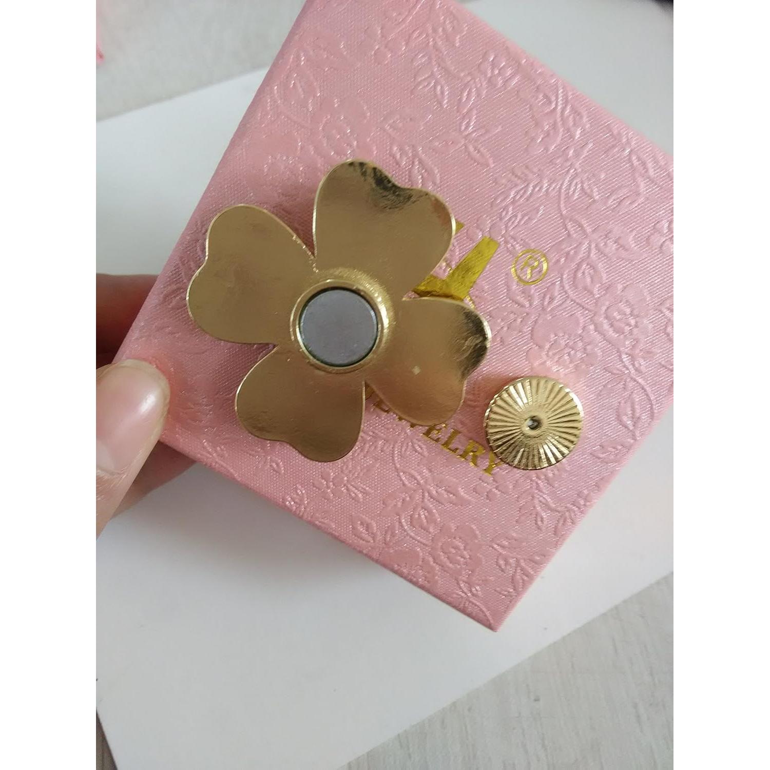 Broche de joyería dorado con clip magnético de flor de concha