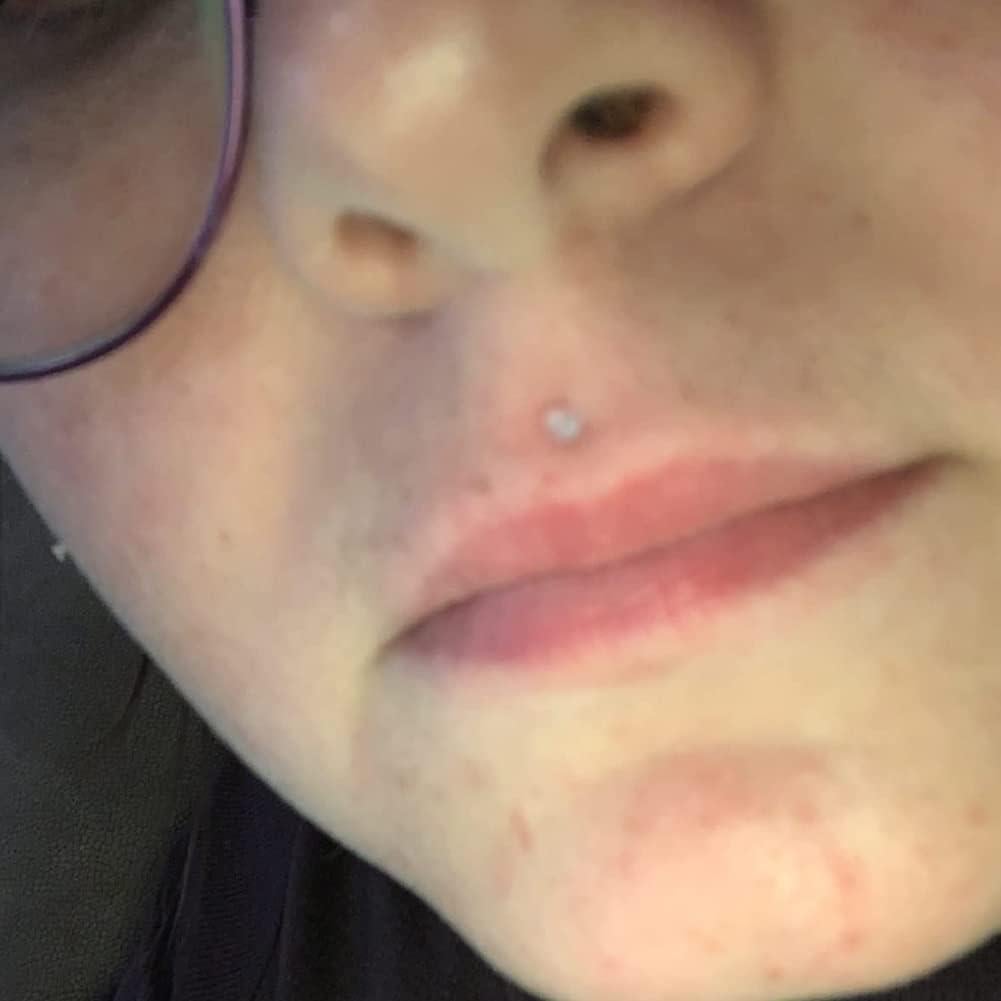 Pendientes Transparentes MODRSA 16g para Cartílago y Labret