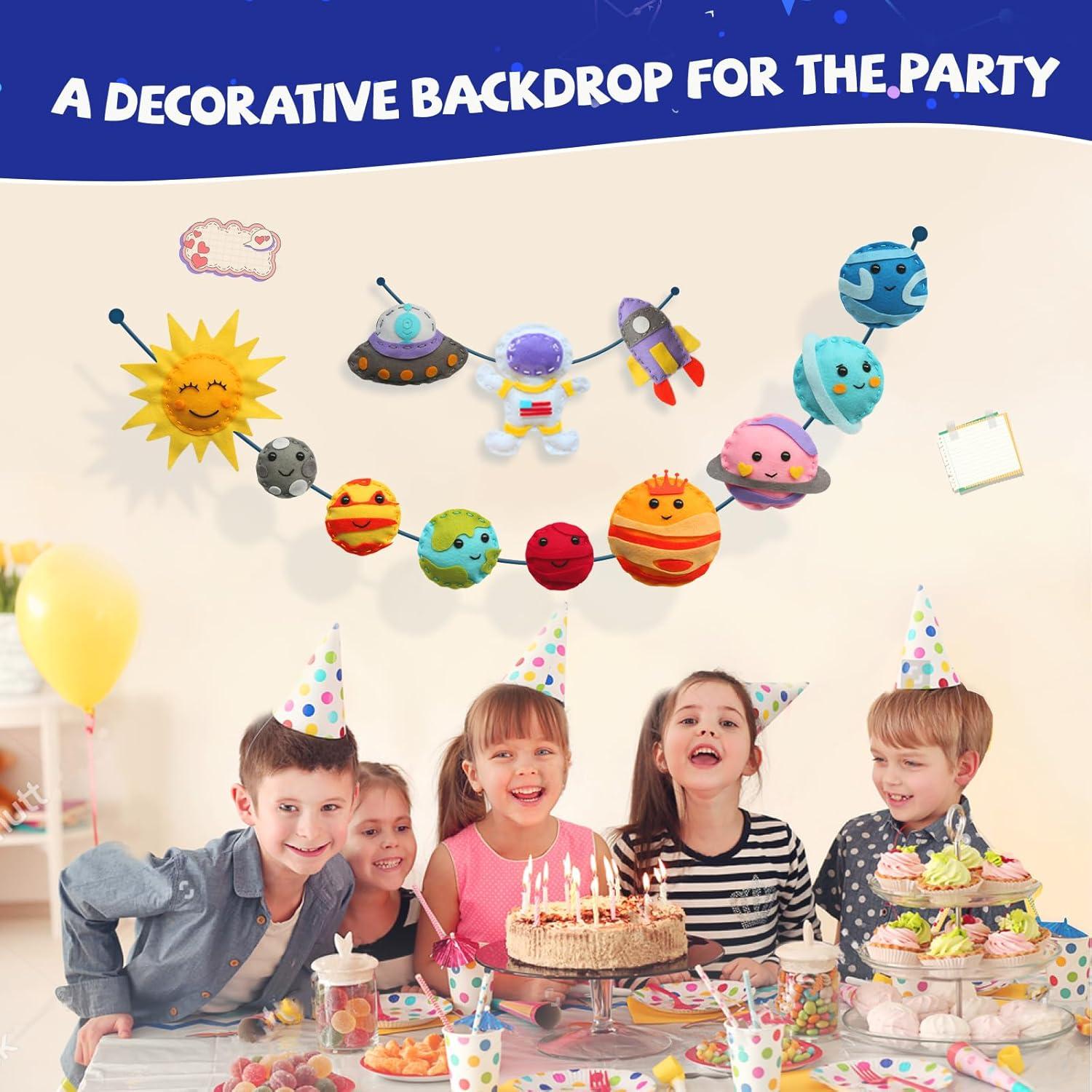 Kit de Costura Espacial Flying Childhood - Manualidades Fieltro 12 Piezas