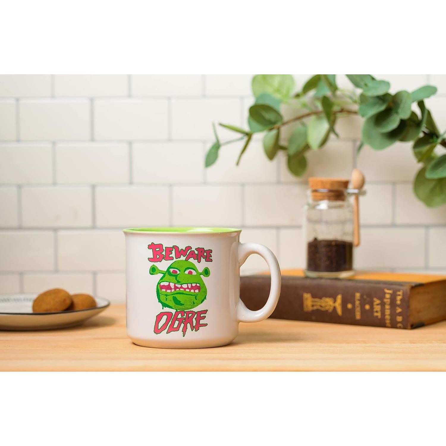 Taza Cerámica Silver Buffalo Shrek Cuidado Ogre 591 ml