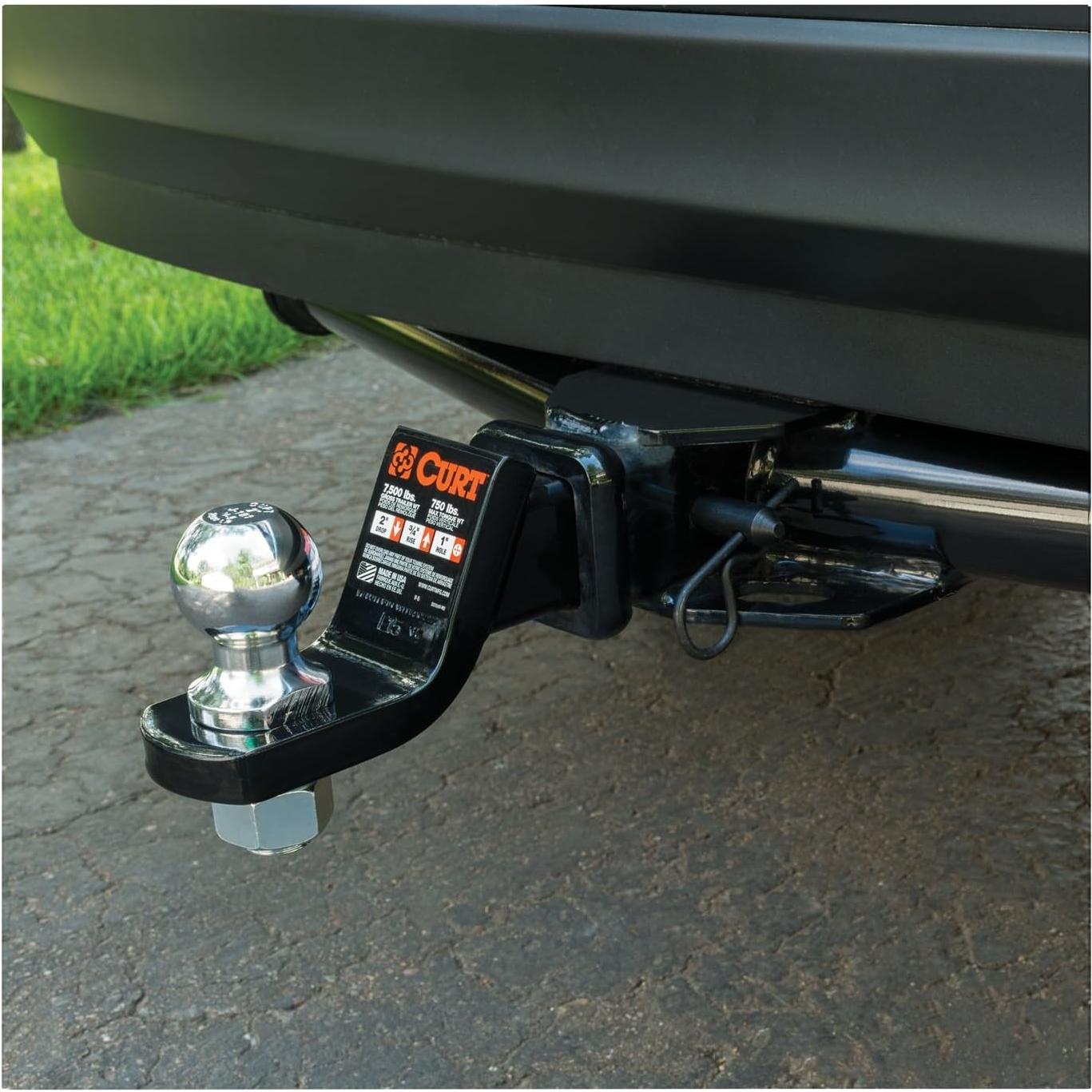 Pasador y Clip de Enganche CURT 21579 5/8" Zinc Negro