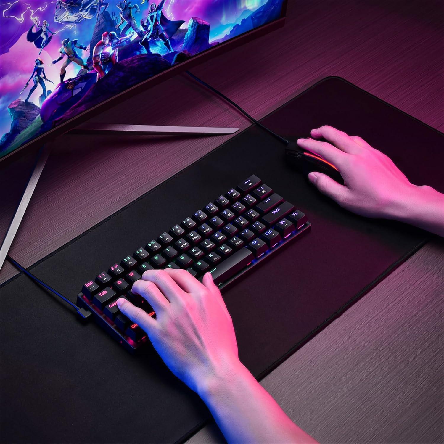Teclado Mecánico Gaming CACKBIRD 60% Retroiluminado LED Negro