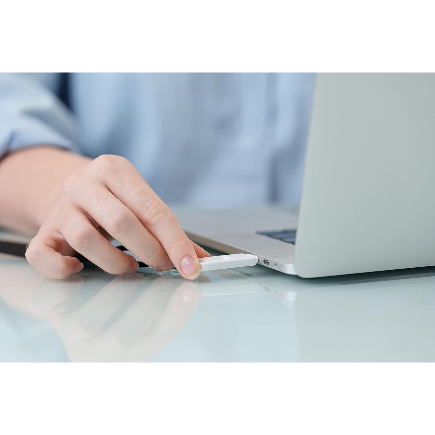 Clave de Seguridad Identiv uTrust FIDO2 NFC USB-C