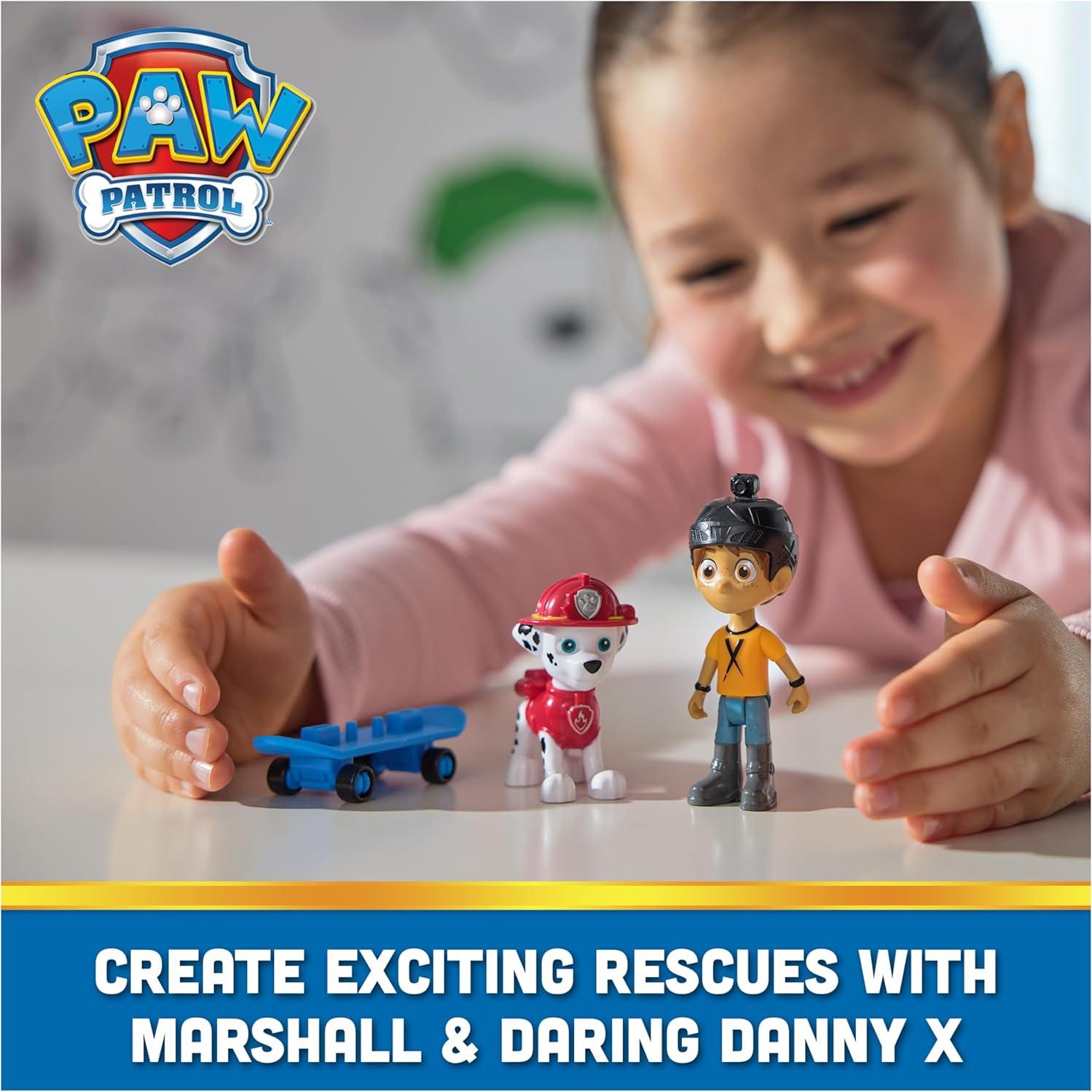 Figuras de Paw Patrol Marshall y Daring Danny X con Patineta
