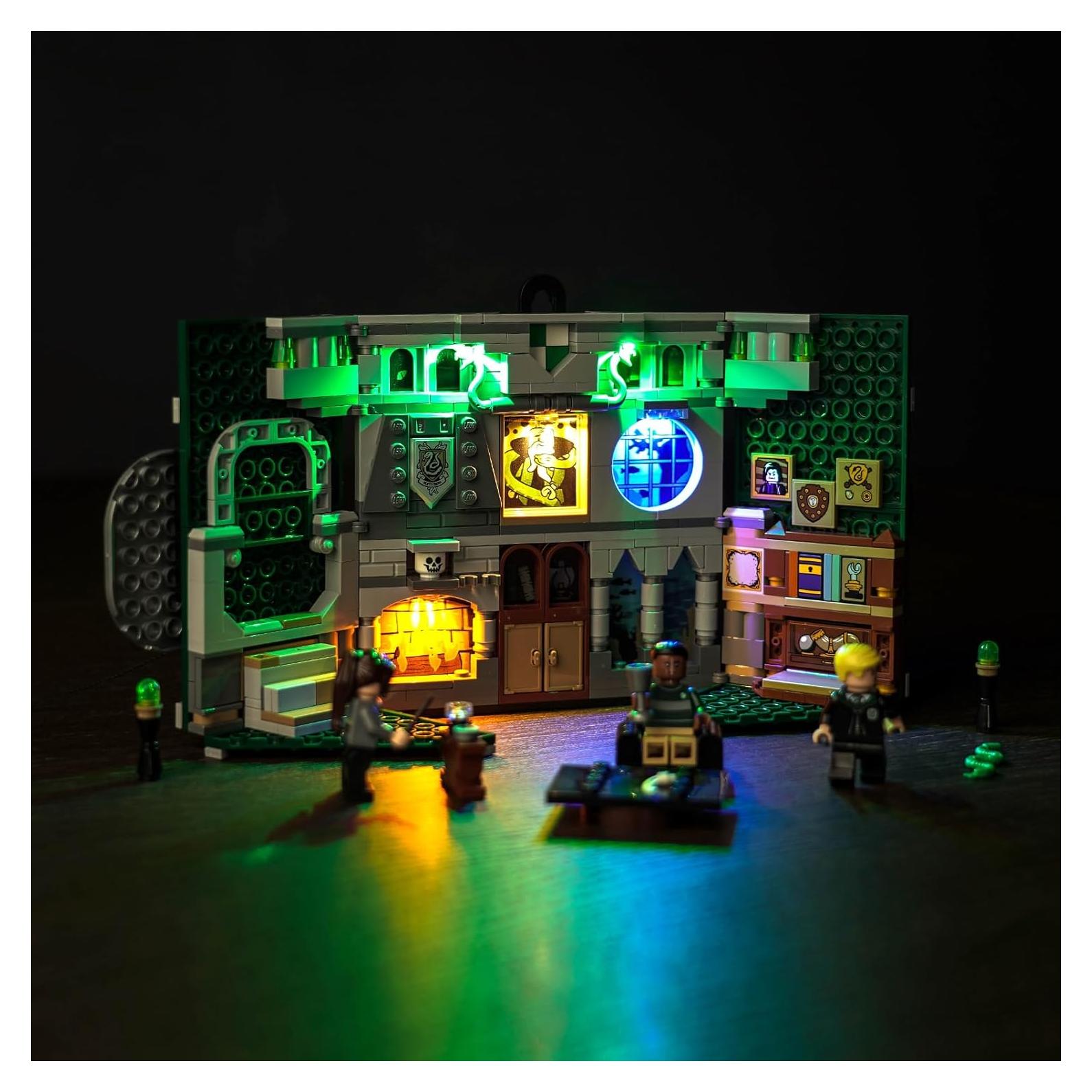 Set de Luces LED LocoLee para Estandarte Slytherin 76410