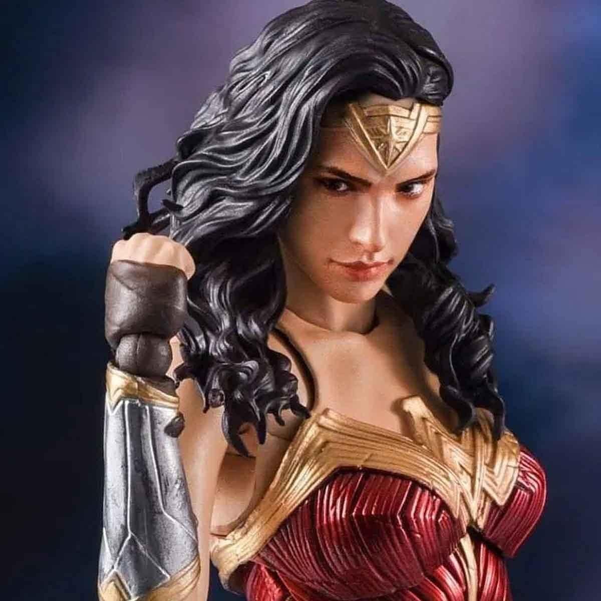 Figura de Acción Mujer Maravilla S.H. Figuarts Bandai 15.2 cm