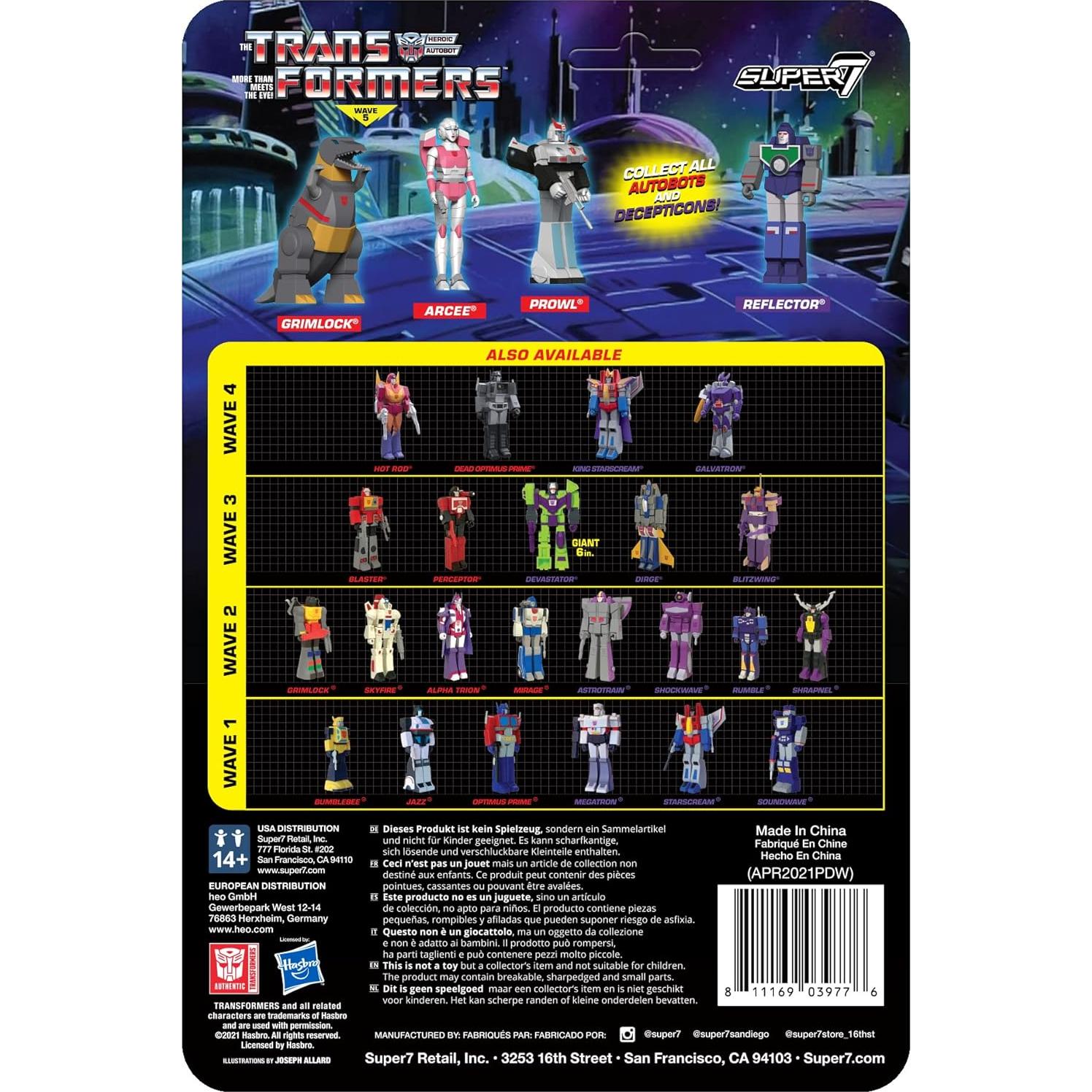 Figura de Acción Transformers Super7 Arcee 9.53 cm con Bláster