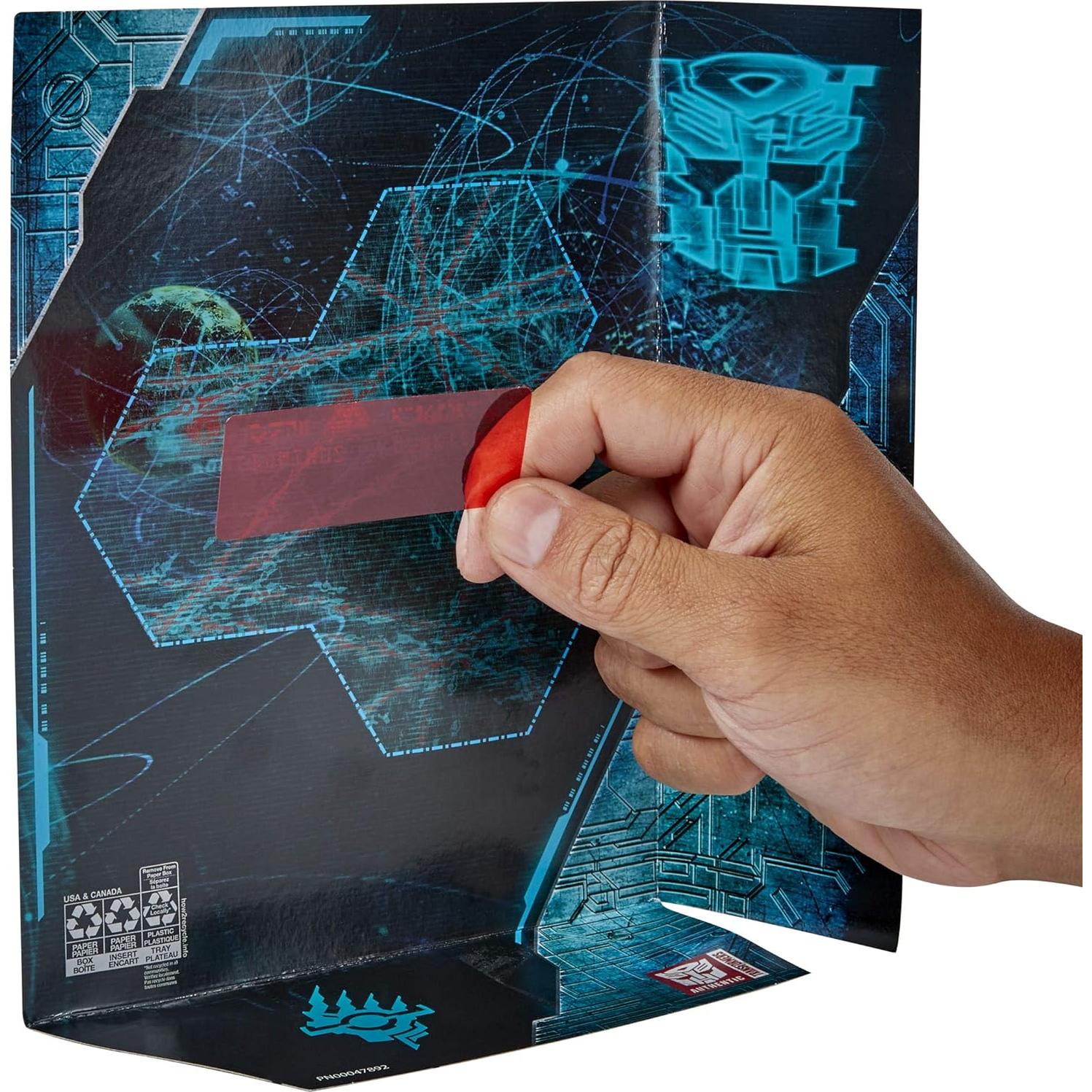 Figura de Acción Arcee Transformers Generaciones 14 cm