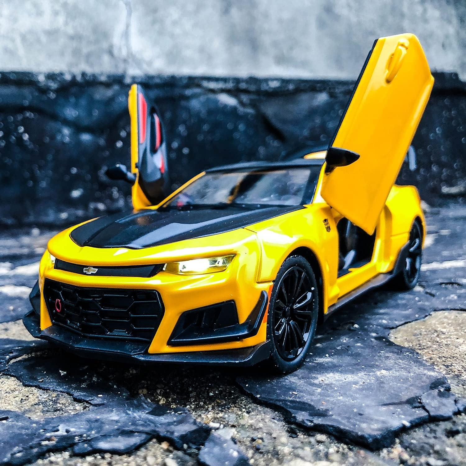 Coche de Juguete Camaro Bumblebee BDTCTK 1/24 con Sonido y Luz
