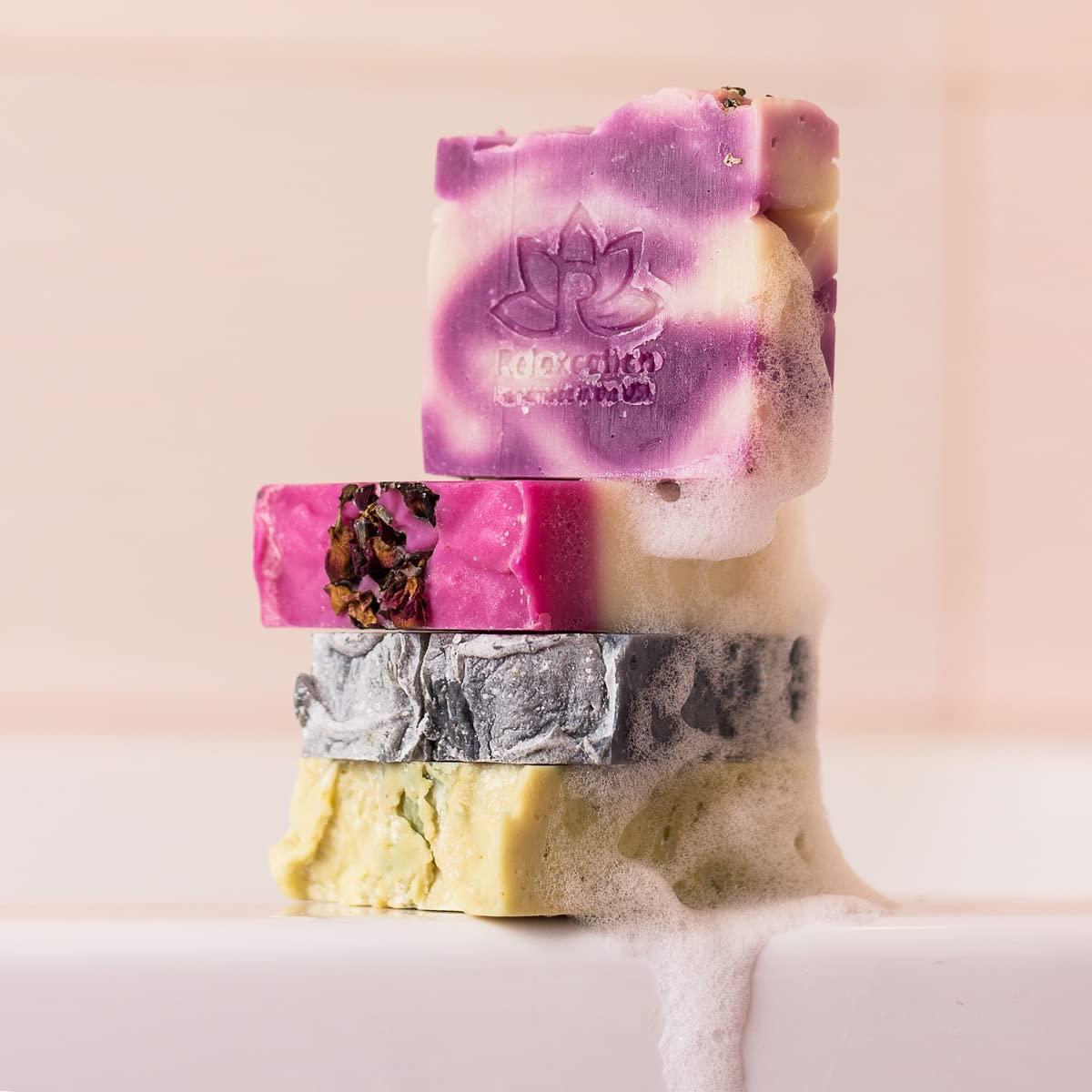 Conjunto de 4 Jabones Naturales Relaxcation - Lavanda, Oliva, Carbón