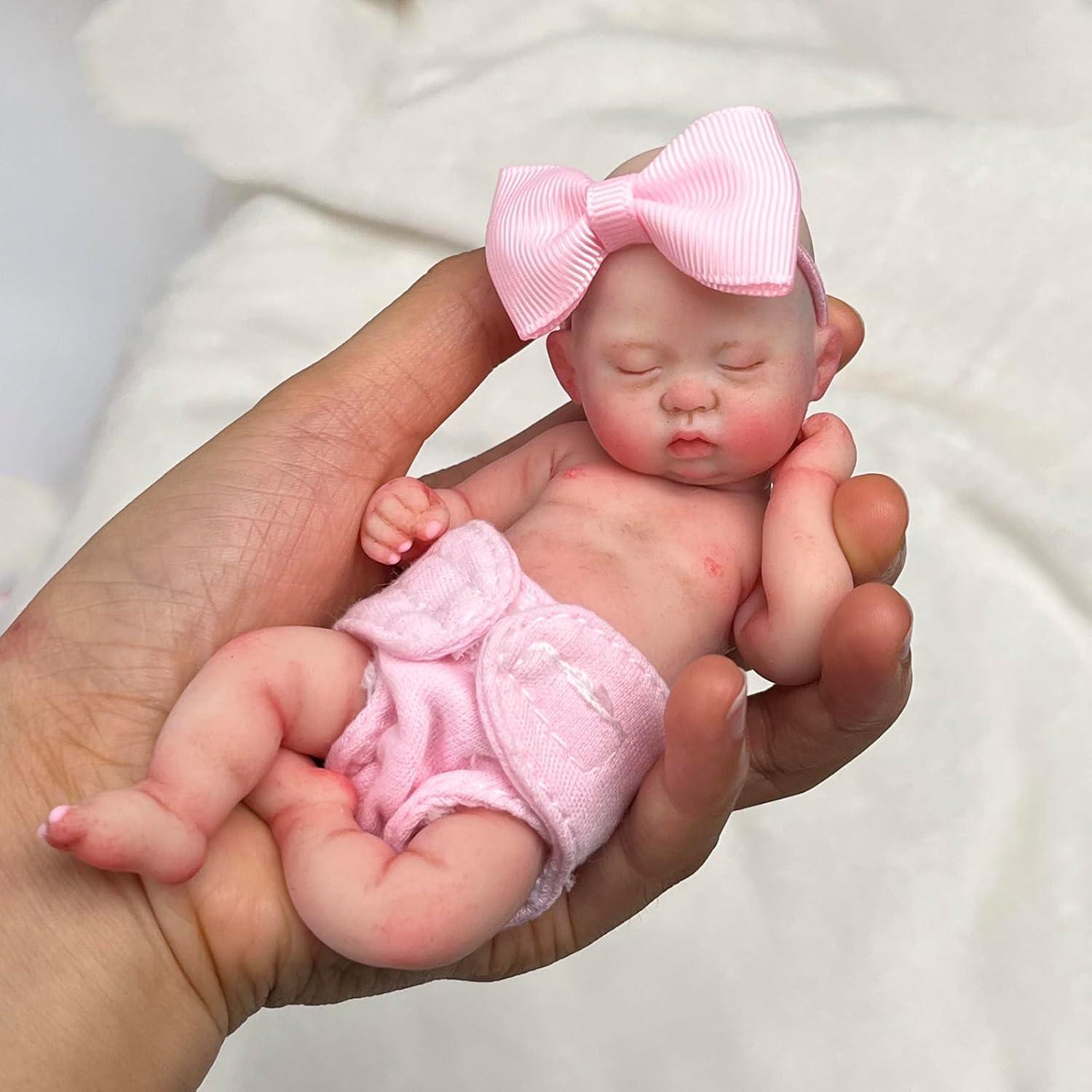 Muñeca Reborn Mini 5.5" Mire & Mire Silicona Realista