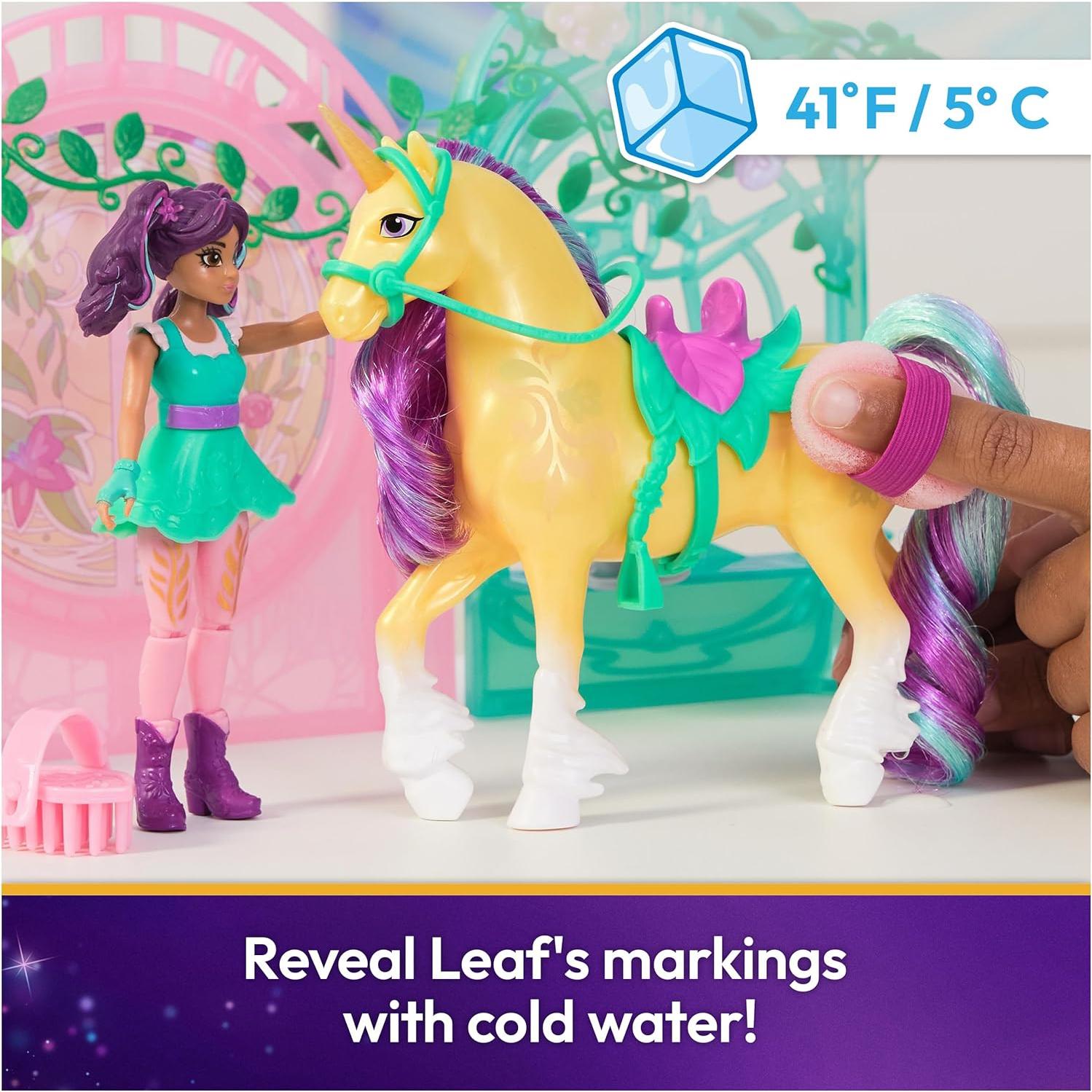 Juego de Establo Academia Unicornio Spin Master con Muñeca Ava