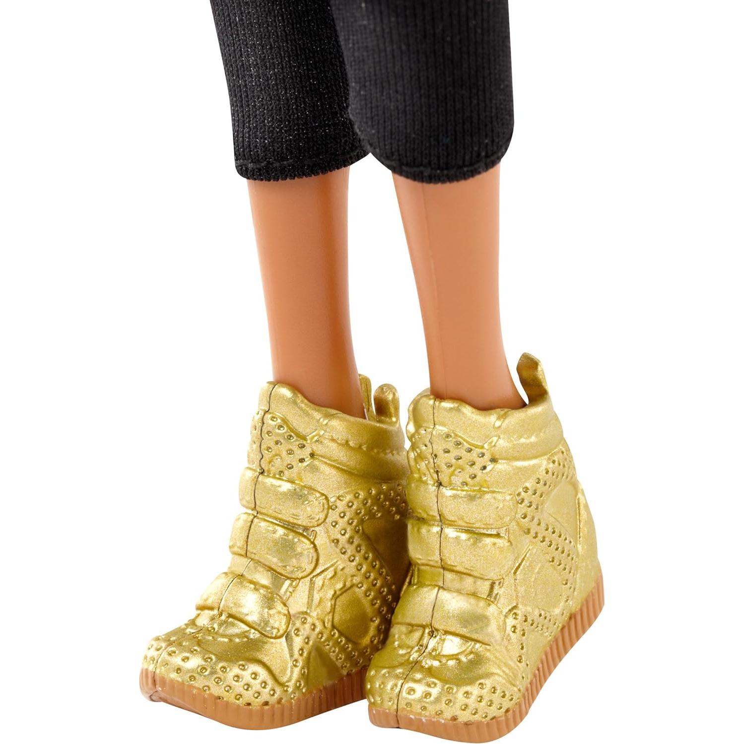 Muñeca Barbie Nikki Estilo Urbano con Falda Peplum